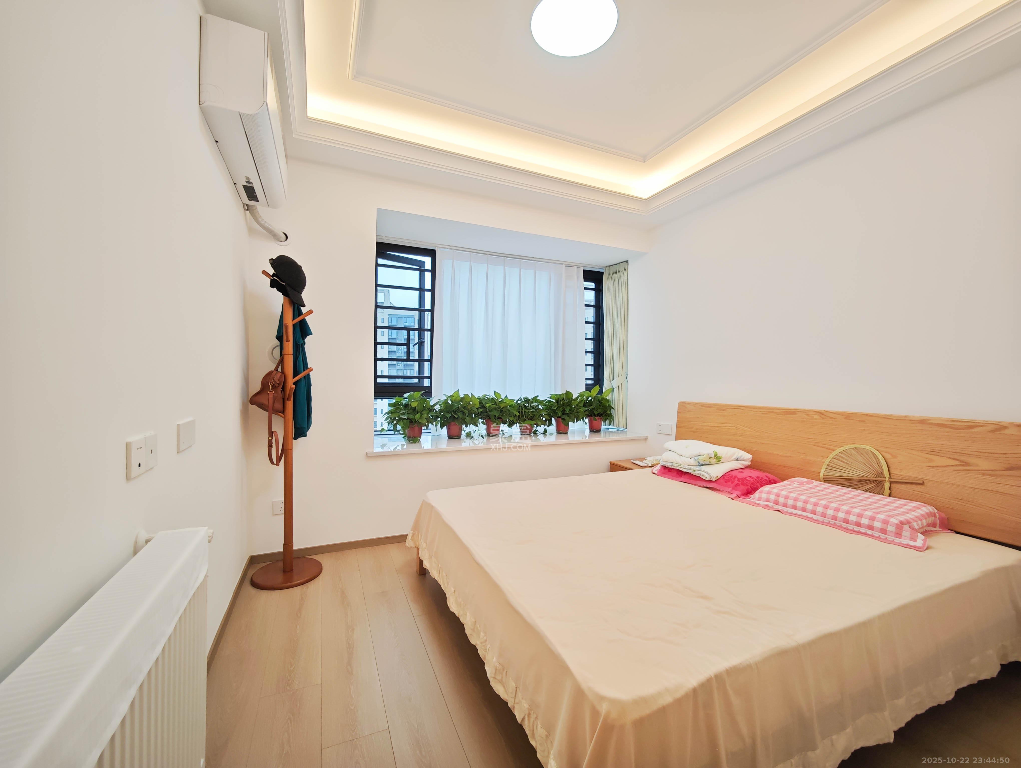 金科集美天辰  3室2厅2卫    111.0万 金科集美天辰  3室2厅2卫    111.0万卧室