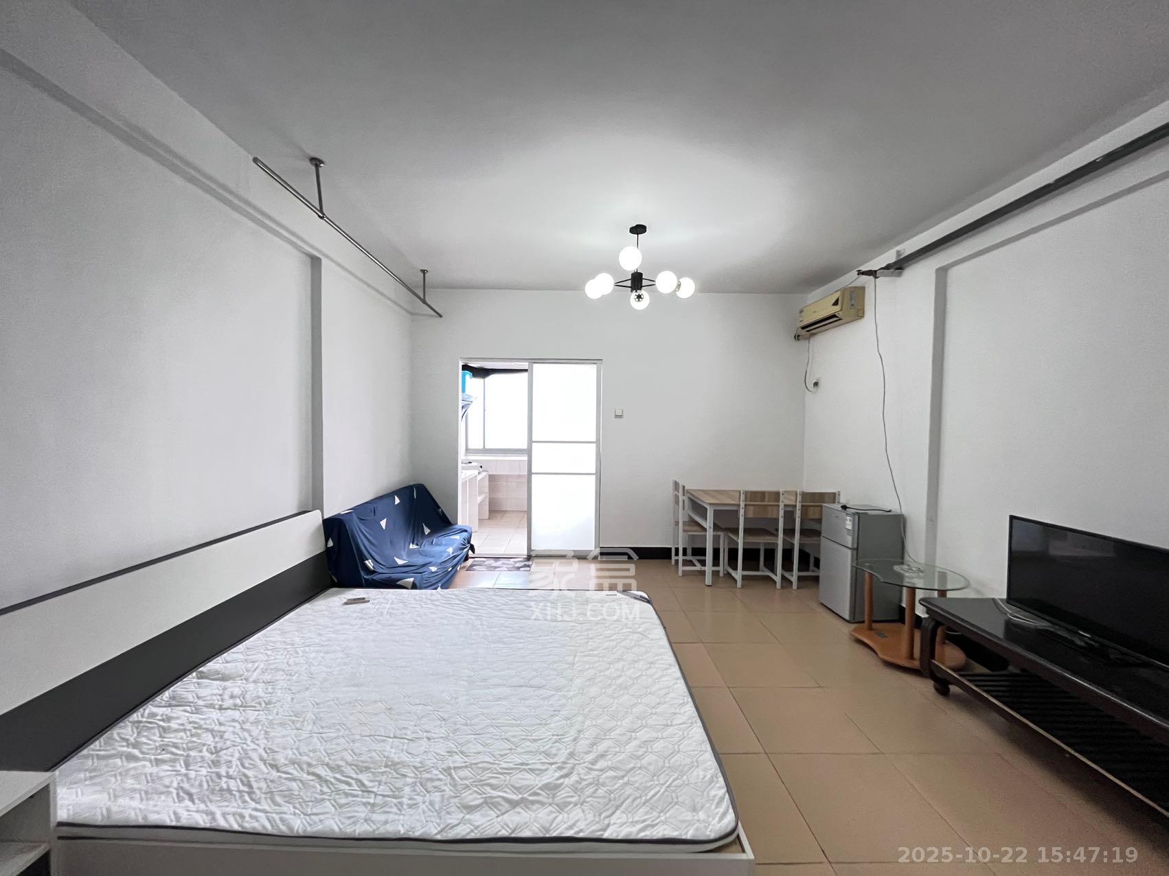 东方银座(东方摩卡)  1室1厅1卫    1300.0元/月 东方银座(东方摩卡)  1室1厅1卫    1300.0元/月室内图