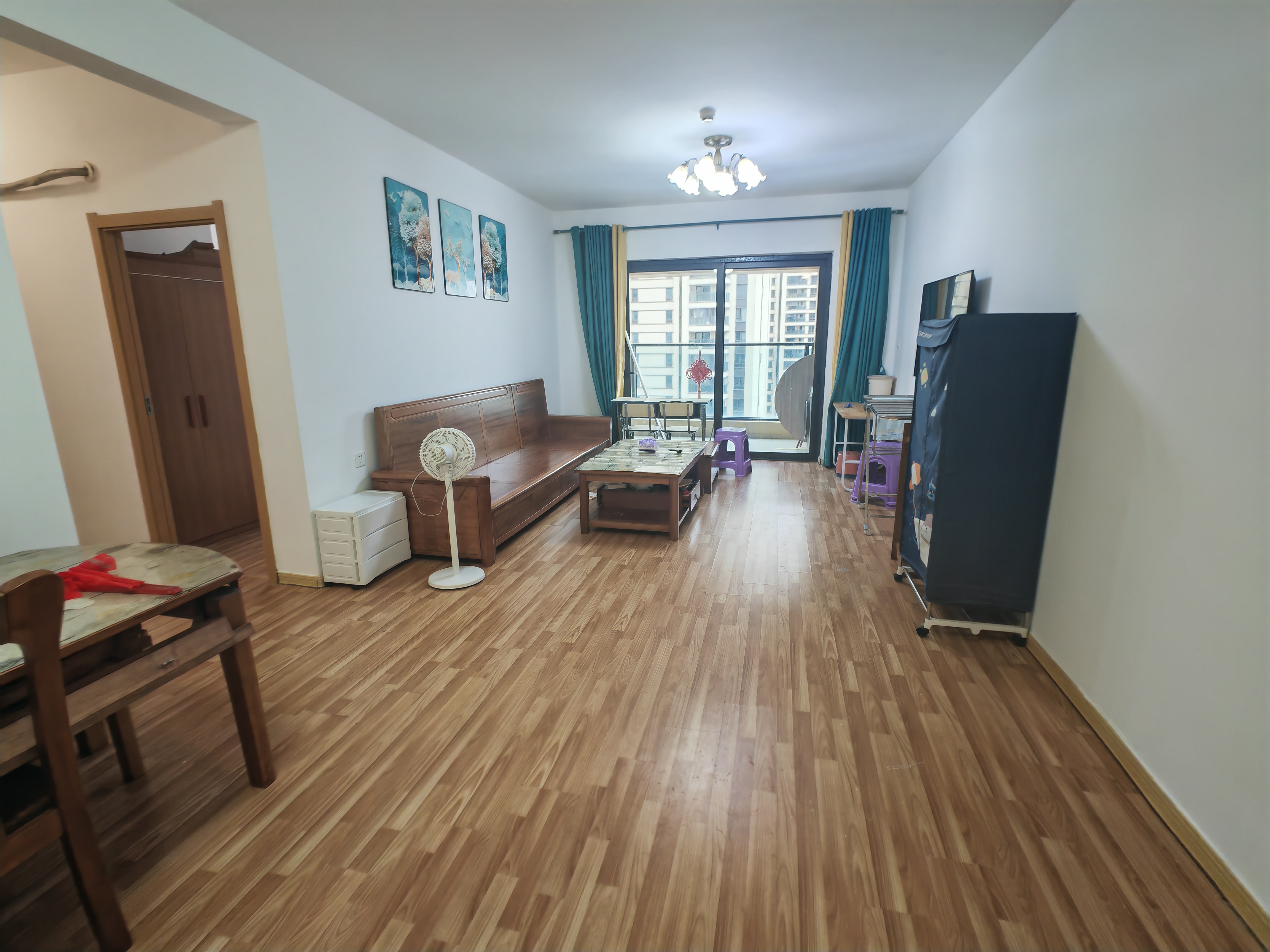 融创海口一号 3室2厅2卫 3700.0元/月 融创海口一号 3室2厅2卫 3700.0元/月室内图