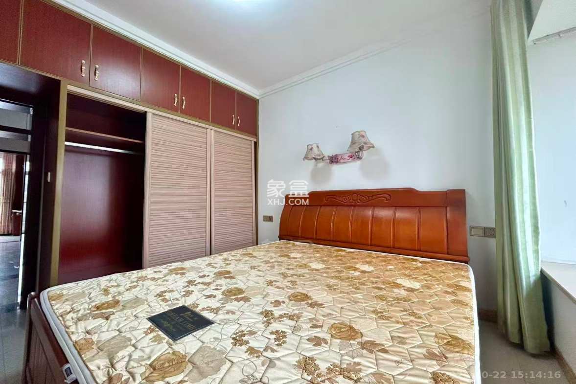 颐景园3期协力小区 3室2厅2卫 1600.0元/月 颐景园3期协力小区 3室2厅2卫 1600.0元/月室内图