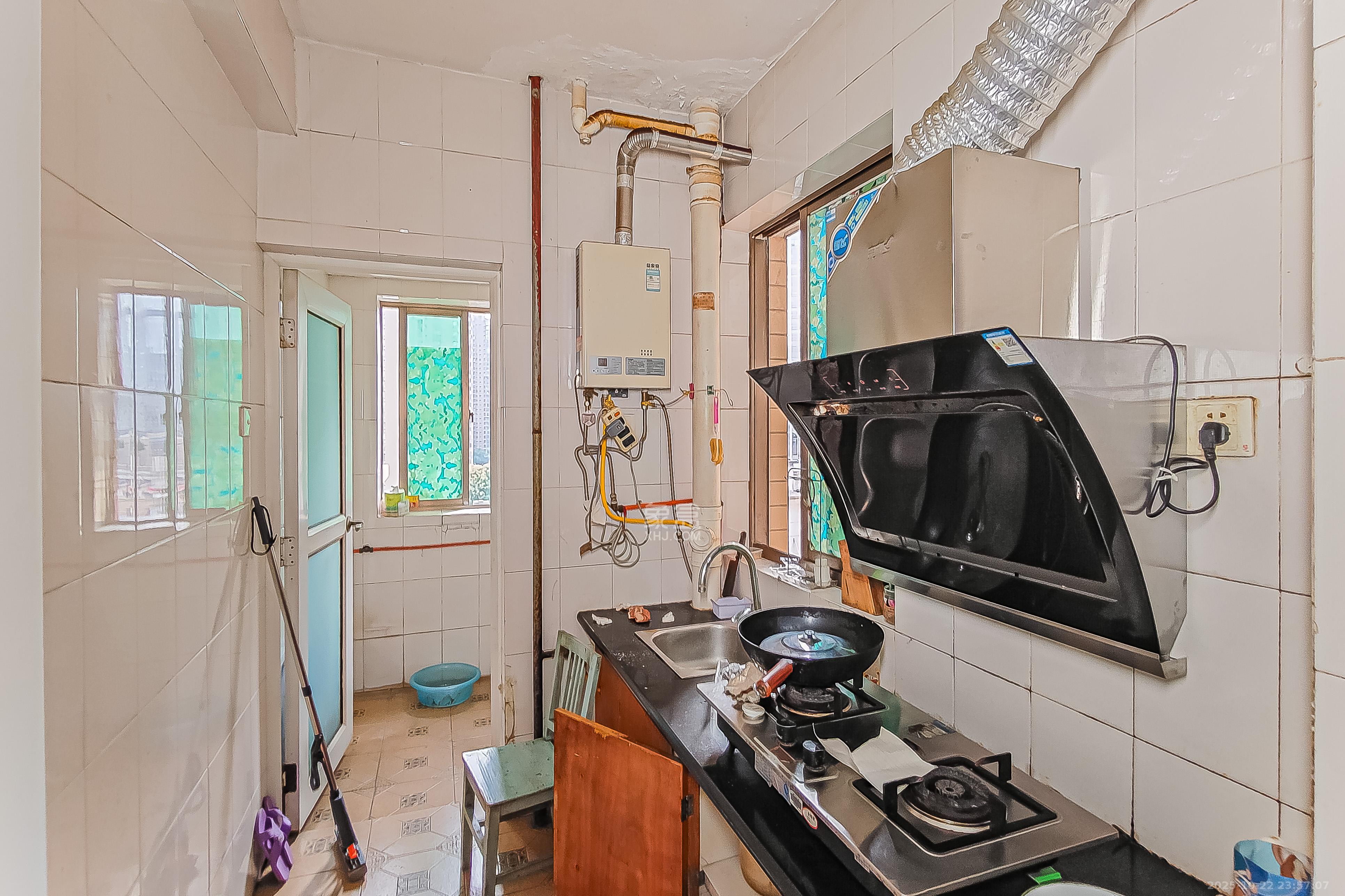 新锐湘都 1室1厅1卫 48.8万 新锐湘都 1室1厅1卫 48.8万厨房