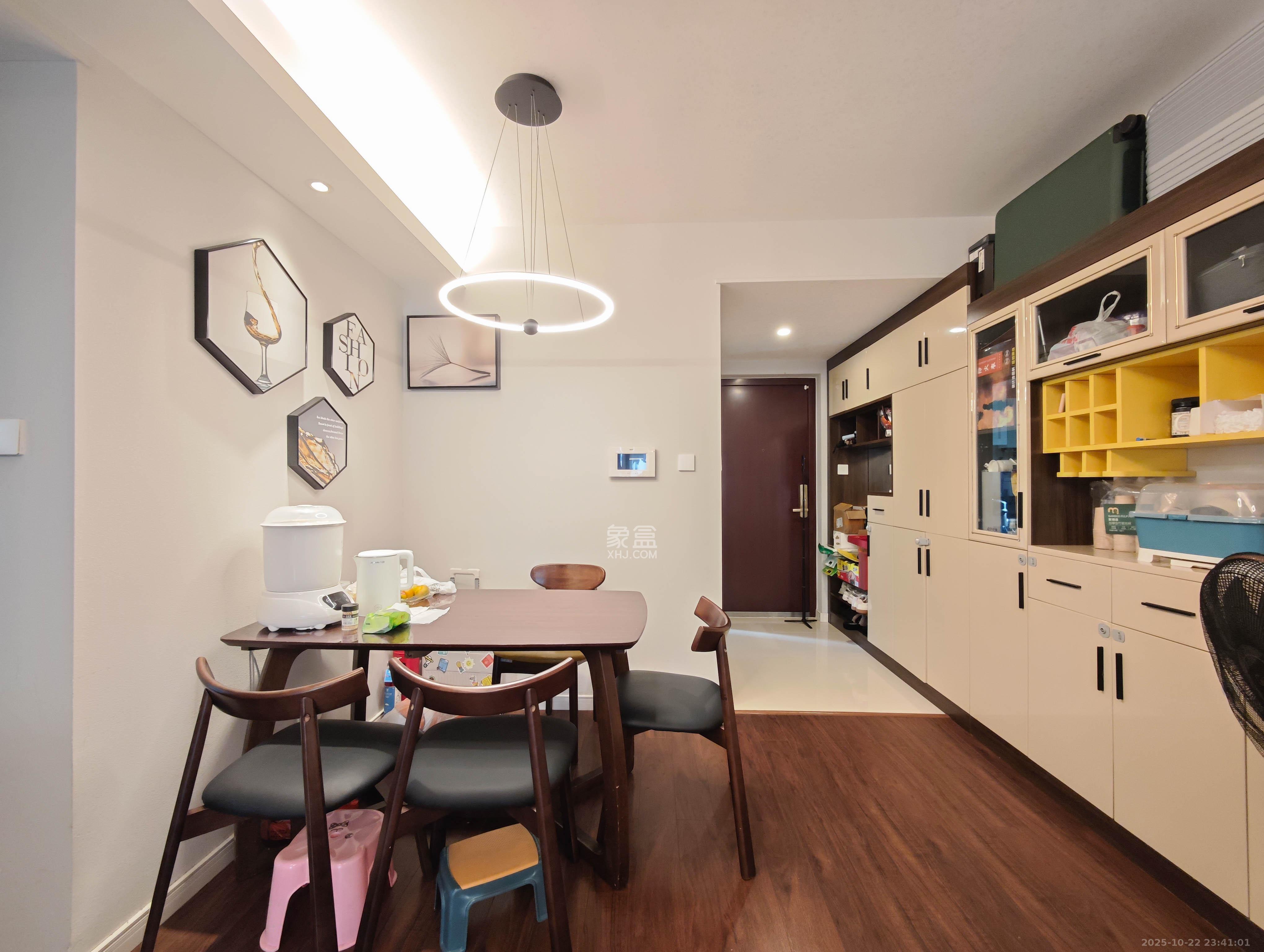 万科魅力之城观澜里  3室2厅2卫    102.0万其他