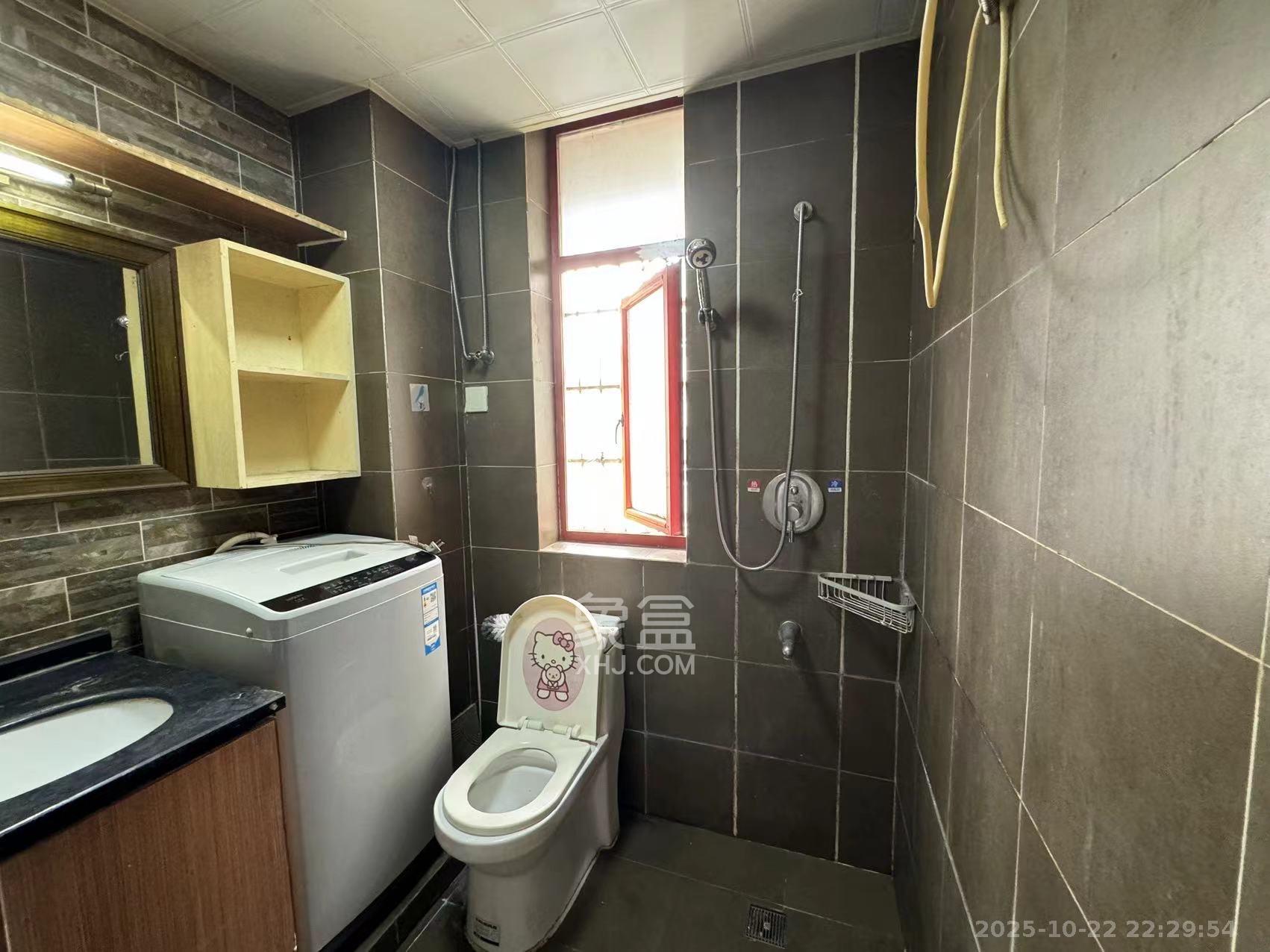 青和上座（上味舫大厦）  1室1厅1卫    2200.0元/月室内图