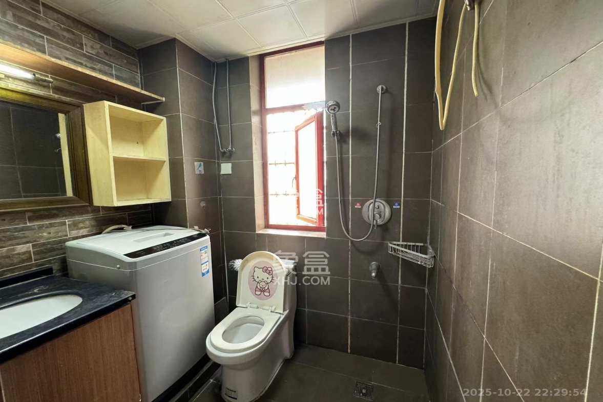 青和上座(上味舫大厦) 1室1厅1卫 2200.0元/月 青和上座(上味舫大厦) 1室1厅1卫 2200.0元/月室内图