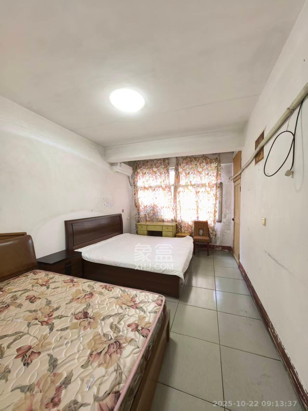 城建科研所宿舍  2室1厅1卫    1600.0元/月室内图