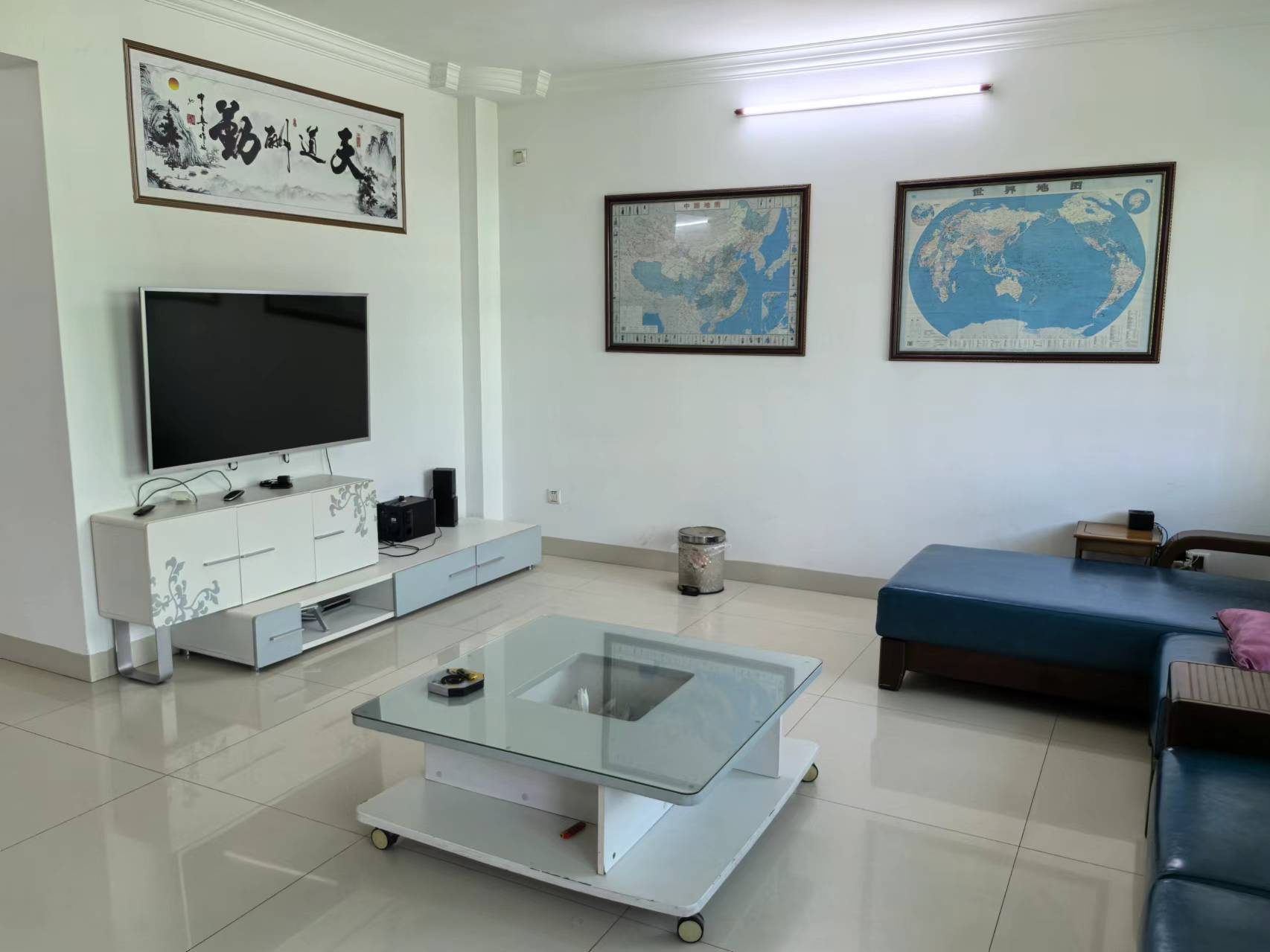 玉兰园 3室2厅2卫 3000.0元/月 玉兰园 3室2厅2卫 3000.0元/月室内图