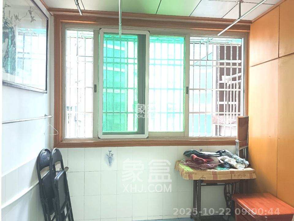 长城花园 3室1厅1卫 2500.0元/月 长城花园 3室1厅1卫 2500.0元/月室内图