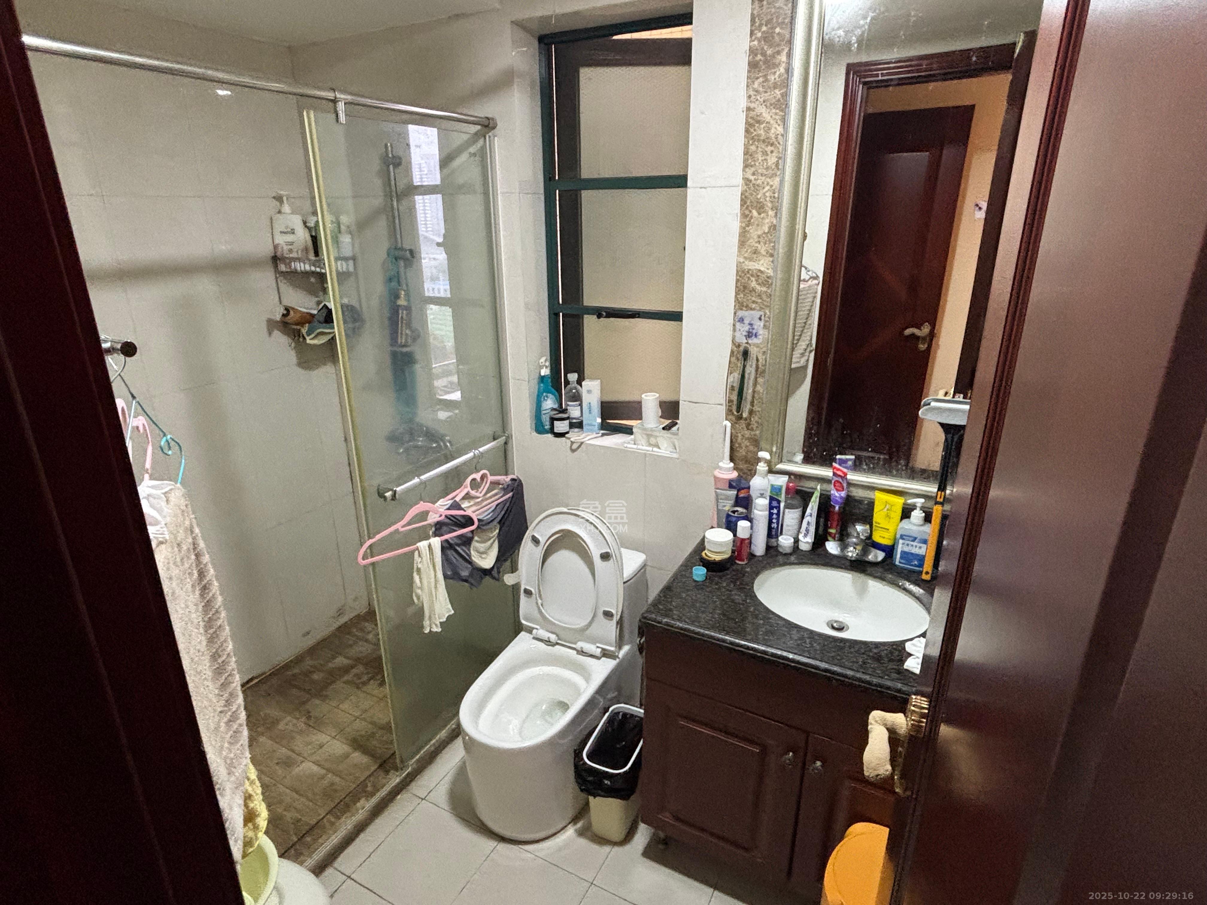 恒大绿洲  3室2厅2卫    2600.0元/月室内图