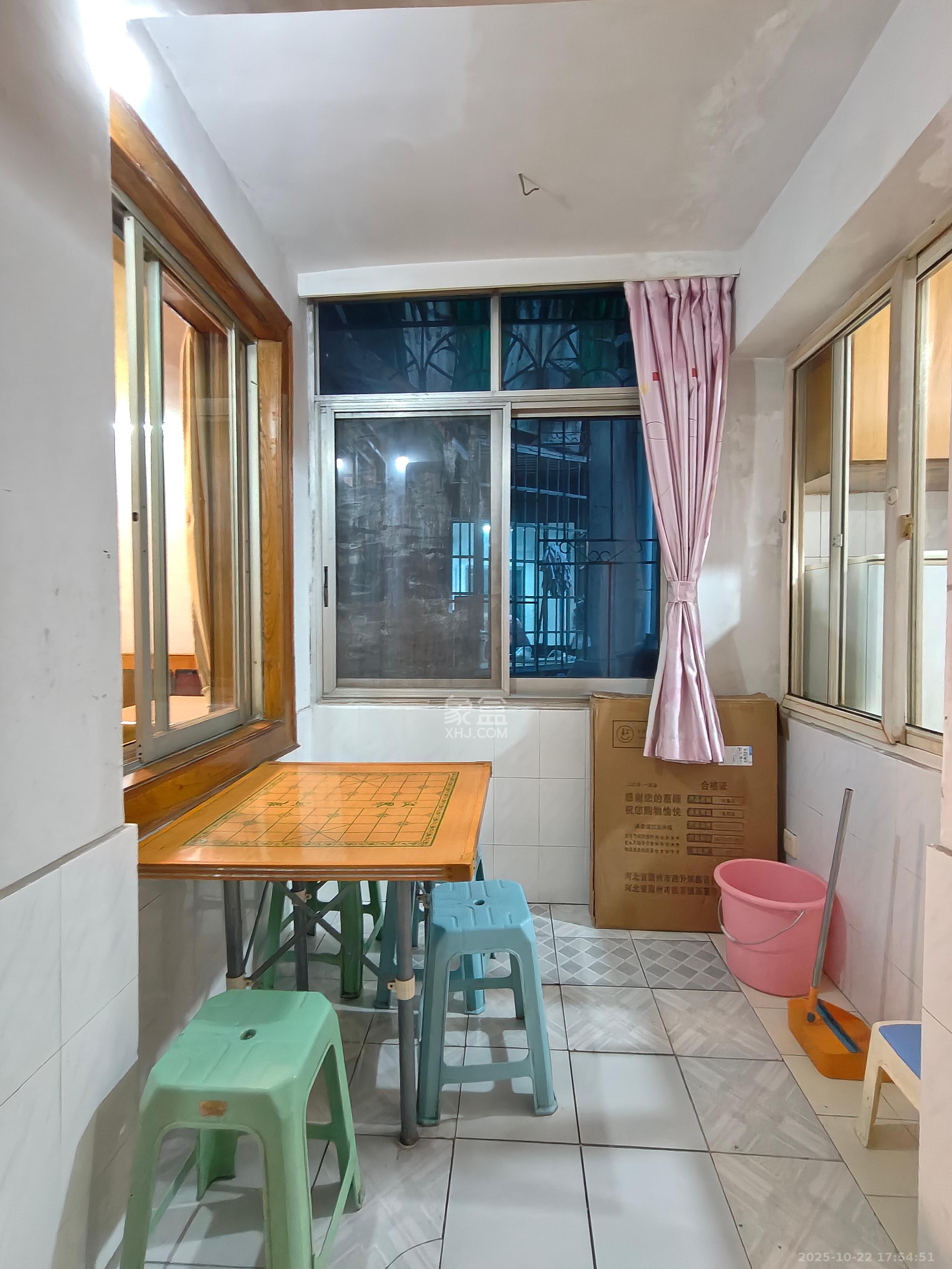 向韶村  2室1厅1卫    1700.0元/月室内图