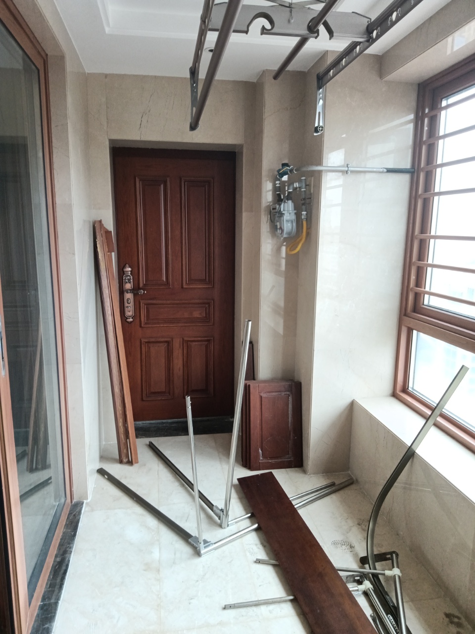 海阔天空-国瑞城三期（铂仕苑）  3室2厅2卫    360.0万室内图