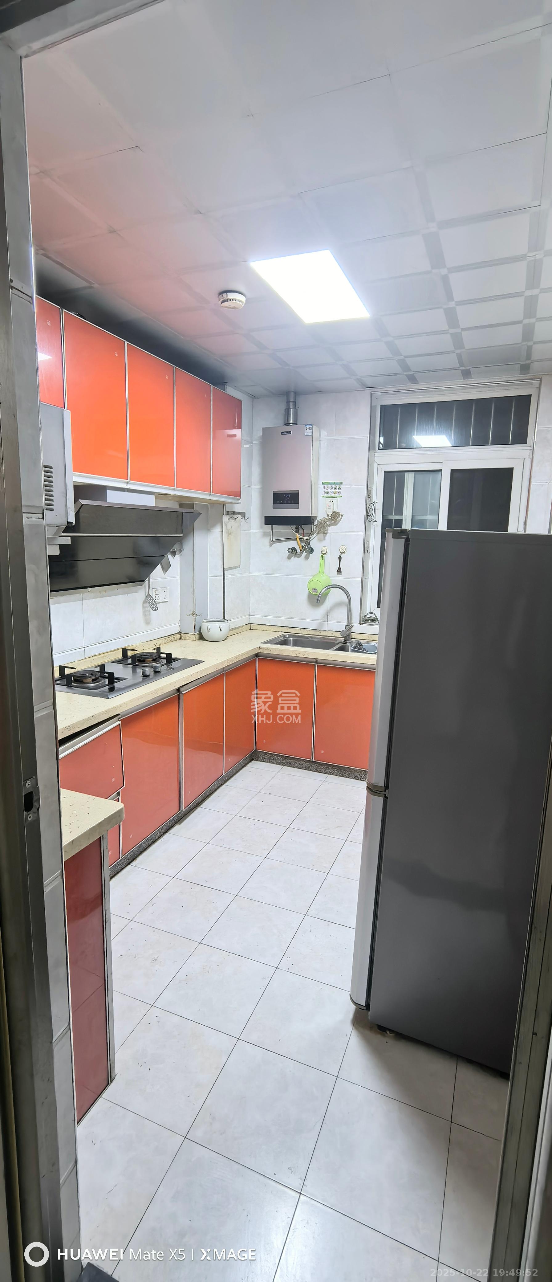 和馨园  3室2厅2卫    3200.0元/月 和馨园  3室2厅2卫    3200.0元/月室内图