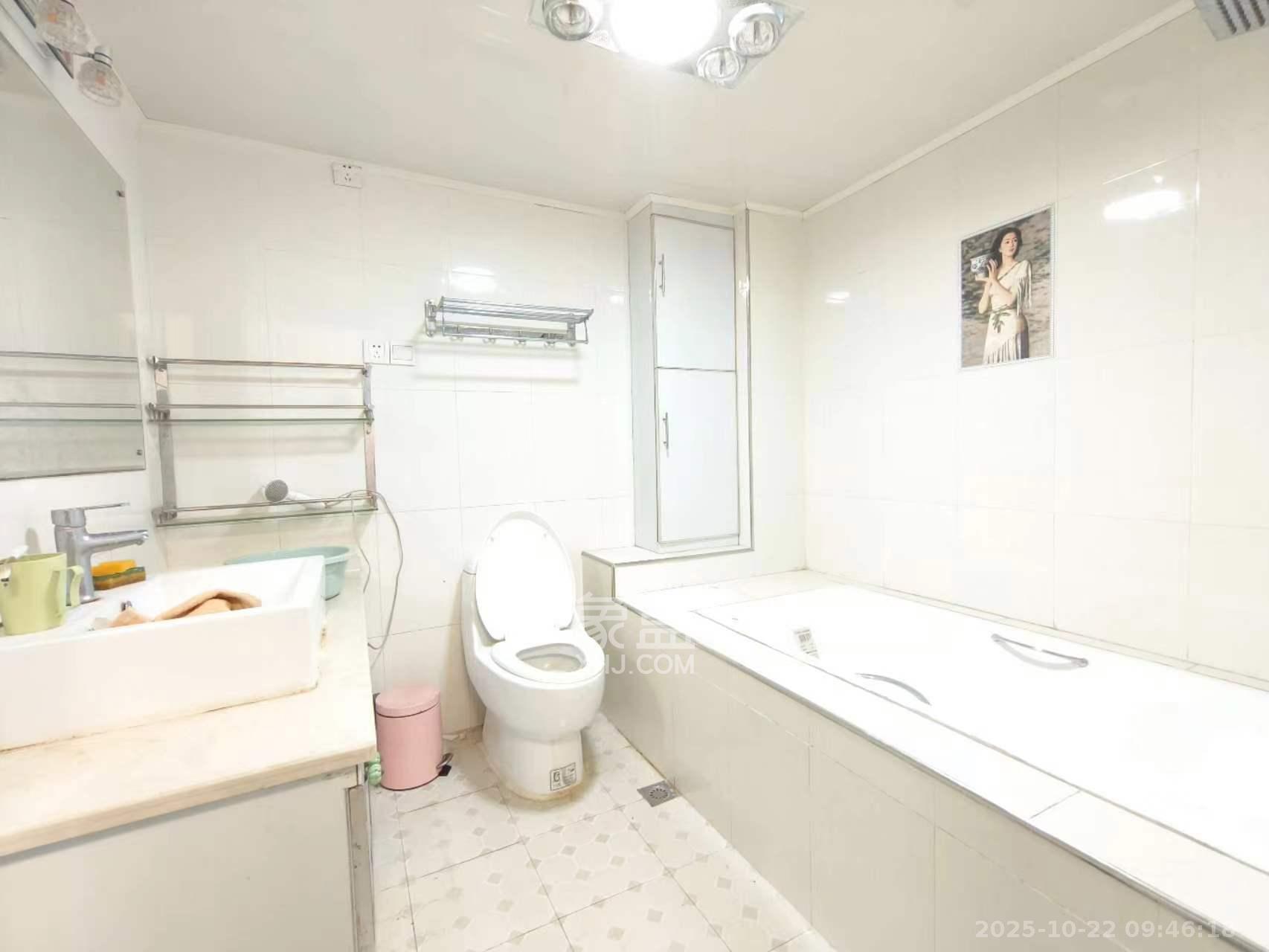 联美品格  4室2厅2卫    3200.0元/月 联美品格  4室2厅2卫    3200.0元/月室内图