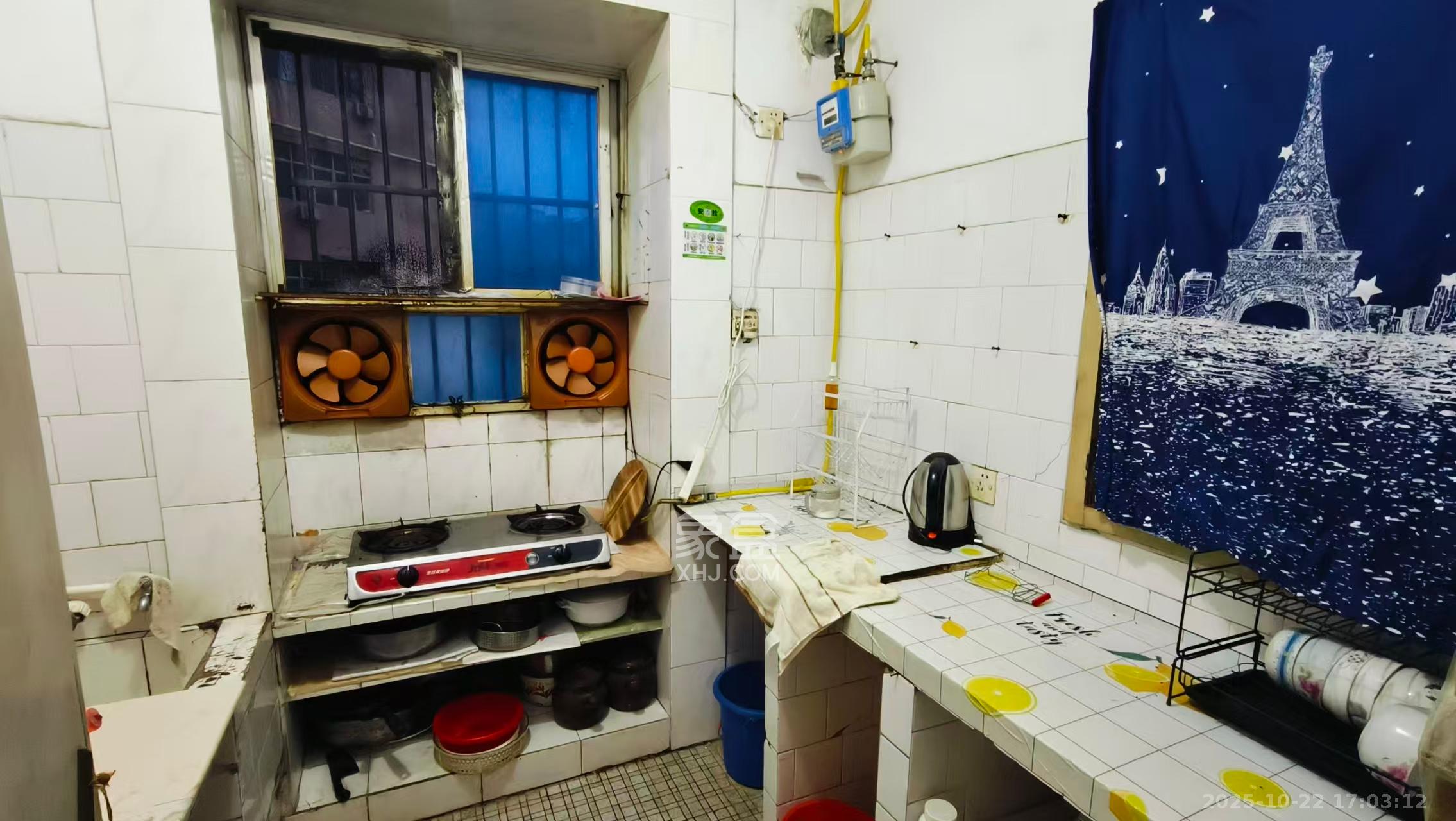 英才园二片  3室2厅1卫    1900.0元/月室内图