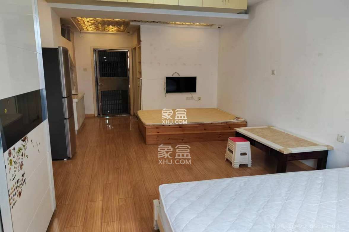 昊天大厦 1室1厅1卫 1600.0元/月 昊天大厦 1室1厅1卫 1600.0元/月室内图