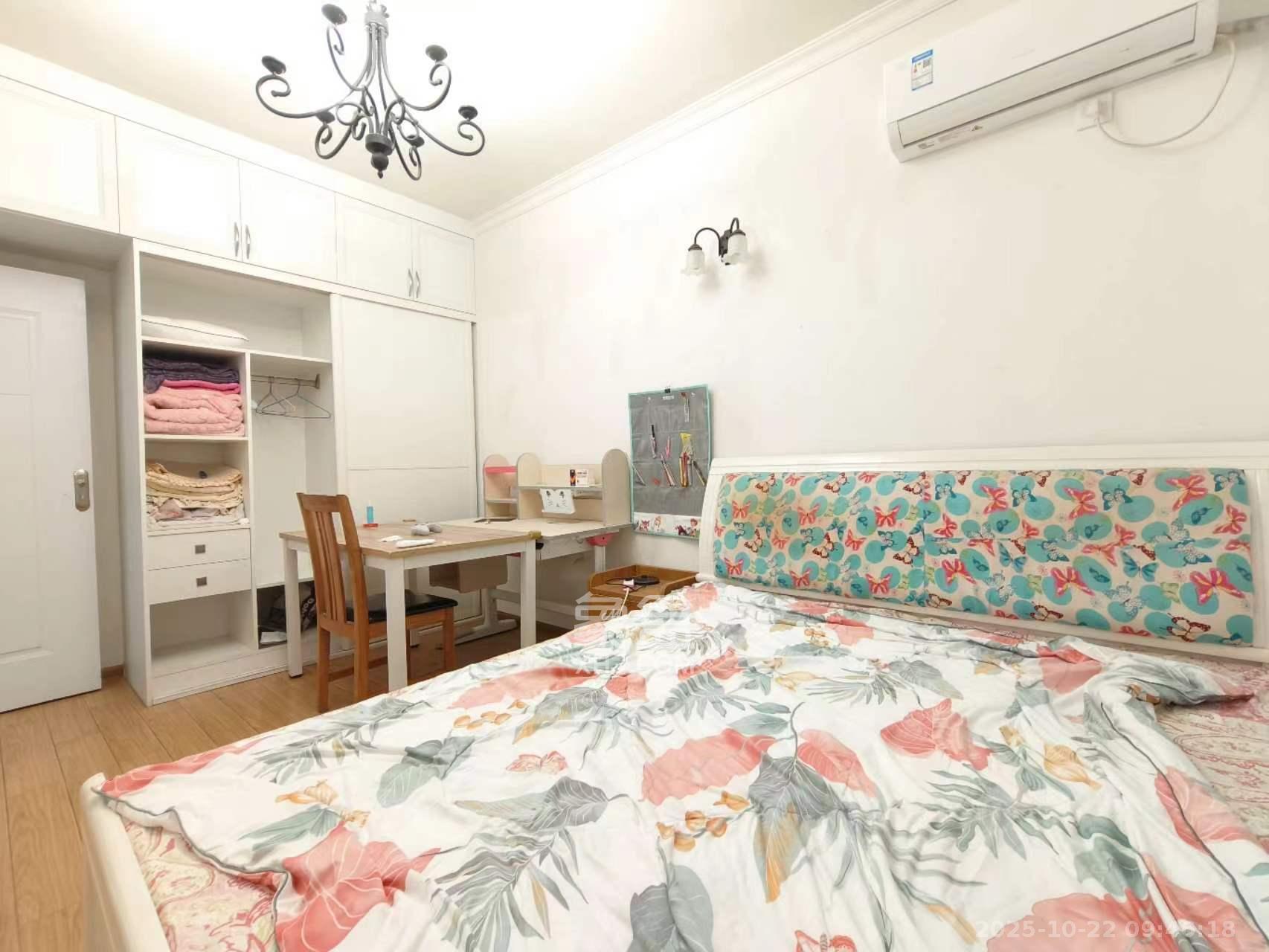 联美品格  4室2厅2卫    3200.0元/月 联美品格  4室2厅2卫    3200.0元/月室内图