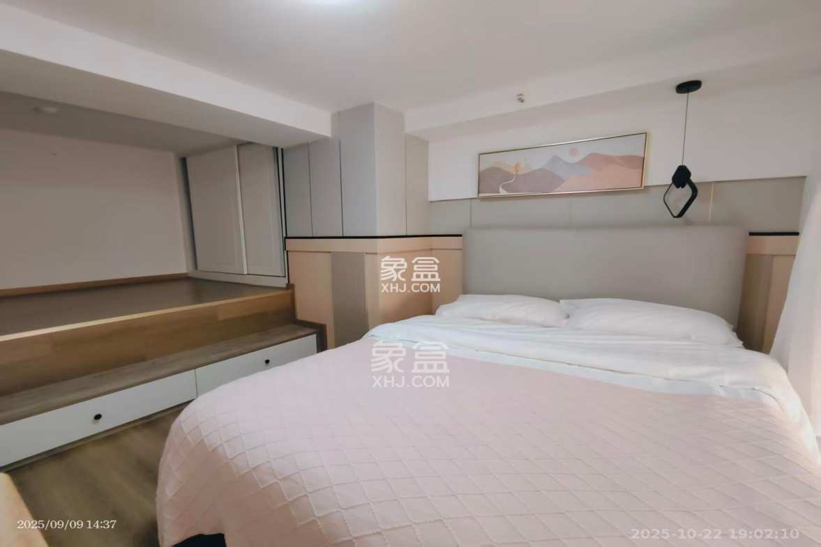 越秀悦湖台  2室2厅1卫    2600.0元/月 越秀悦湖台  2室2厅1卫    2600.0元/月室内图