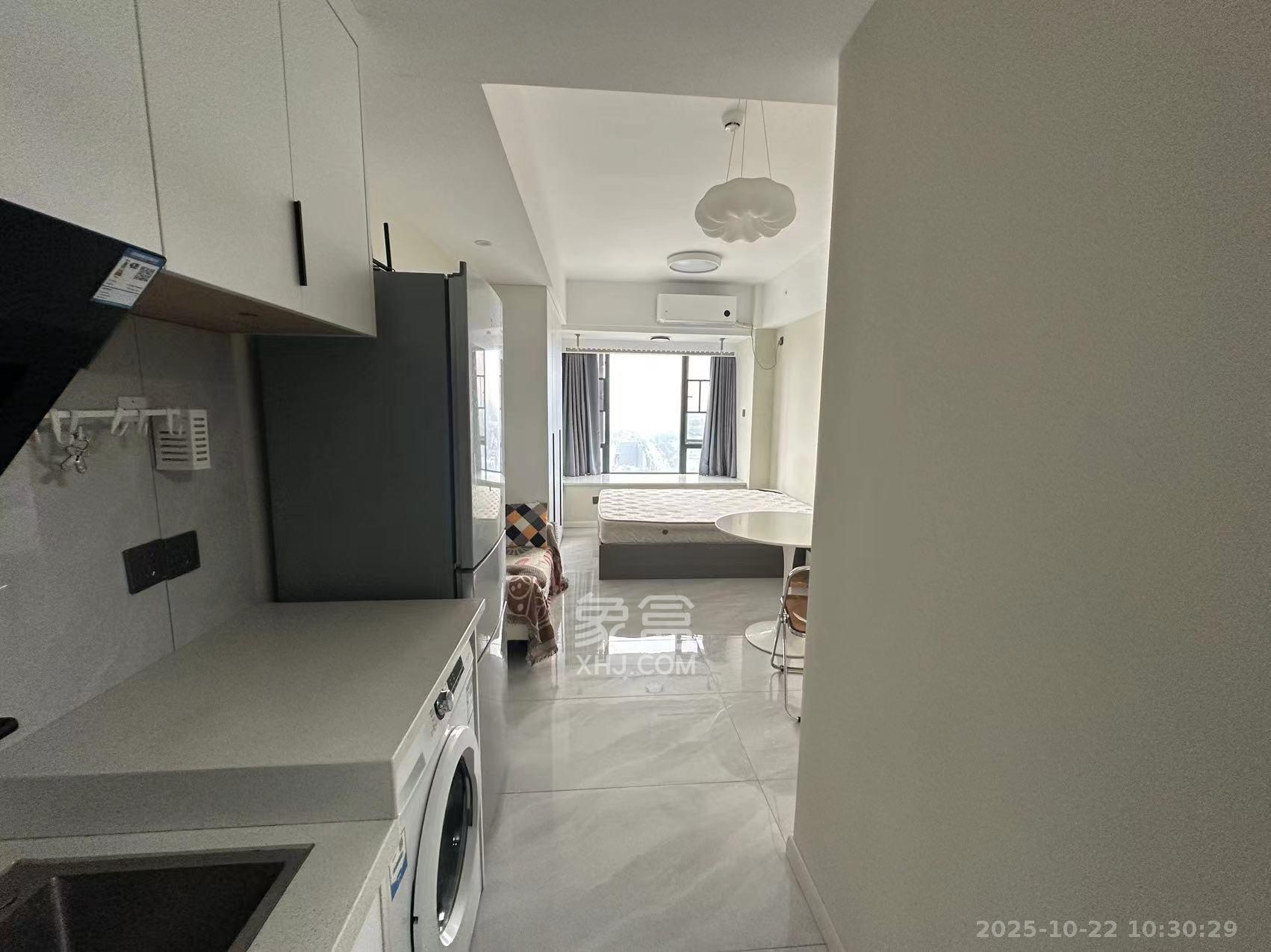 龙湖湘江星座(祺鑫星座公寓) 1室0厅0卫 1500.0元/月 龙湖湘江星座(祺鑫星座公寓) 1室0厅0卫 1500.0元/月室内图