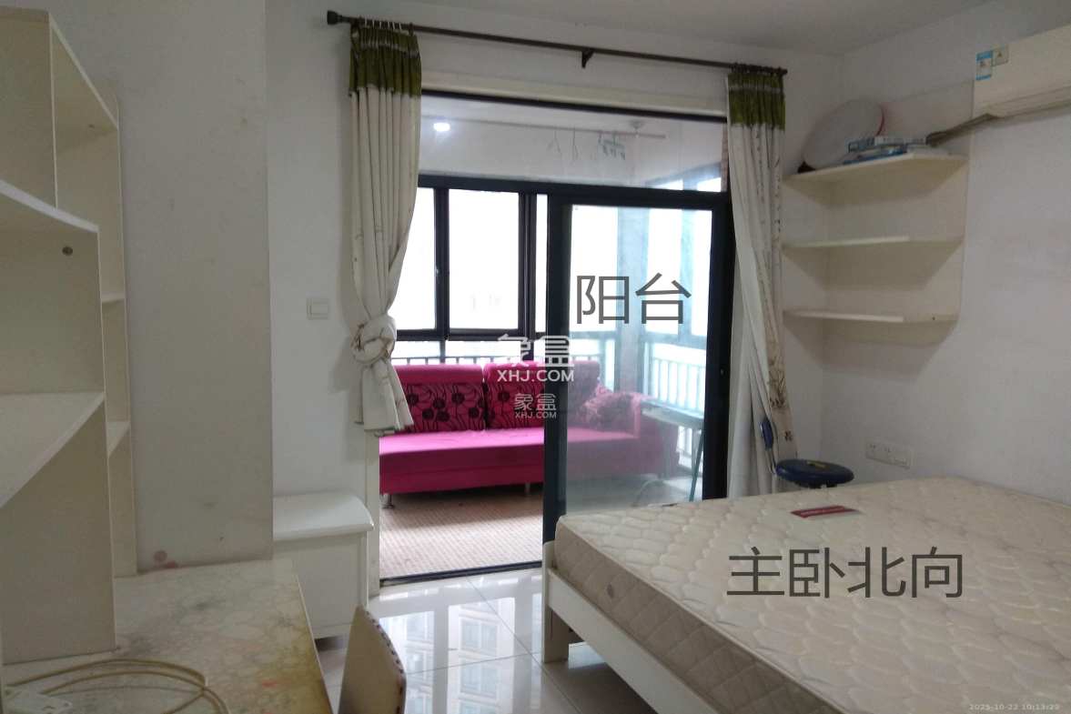 融圣国际 2室2厅1卫 2600.0元/月 融圣国际 2室2厅1卫 2600.0元/月室内图