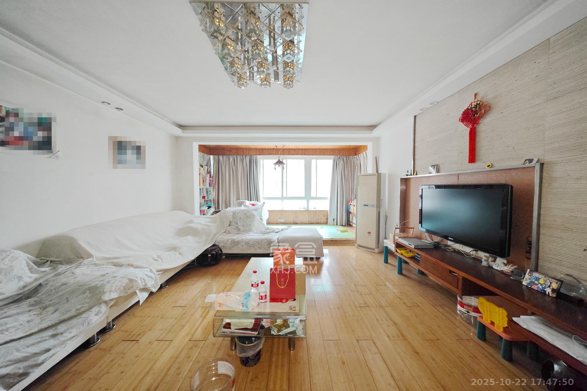 鑫天佳园 3室2厅2卫 105.0万 鑫天佳园 3室2厅2卫 105.0万客厅