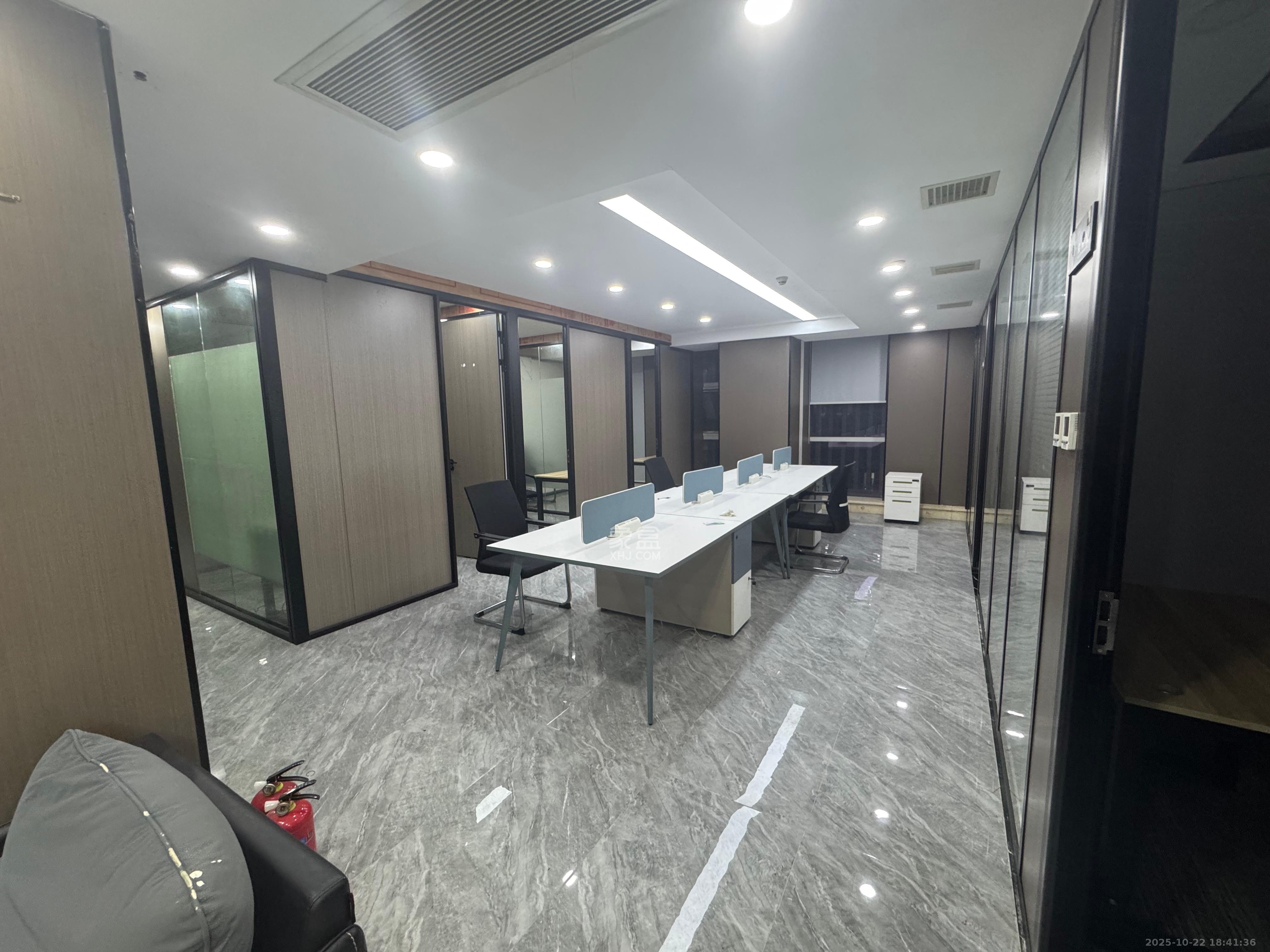 宇成朝阳广场  1室0厅0卫    6750.0元/月室内图