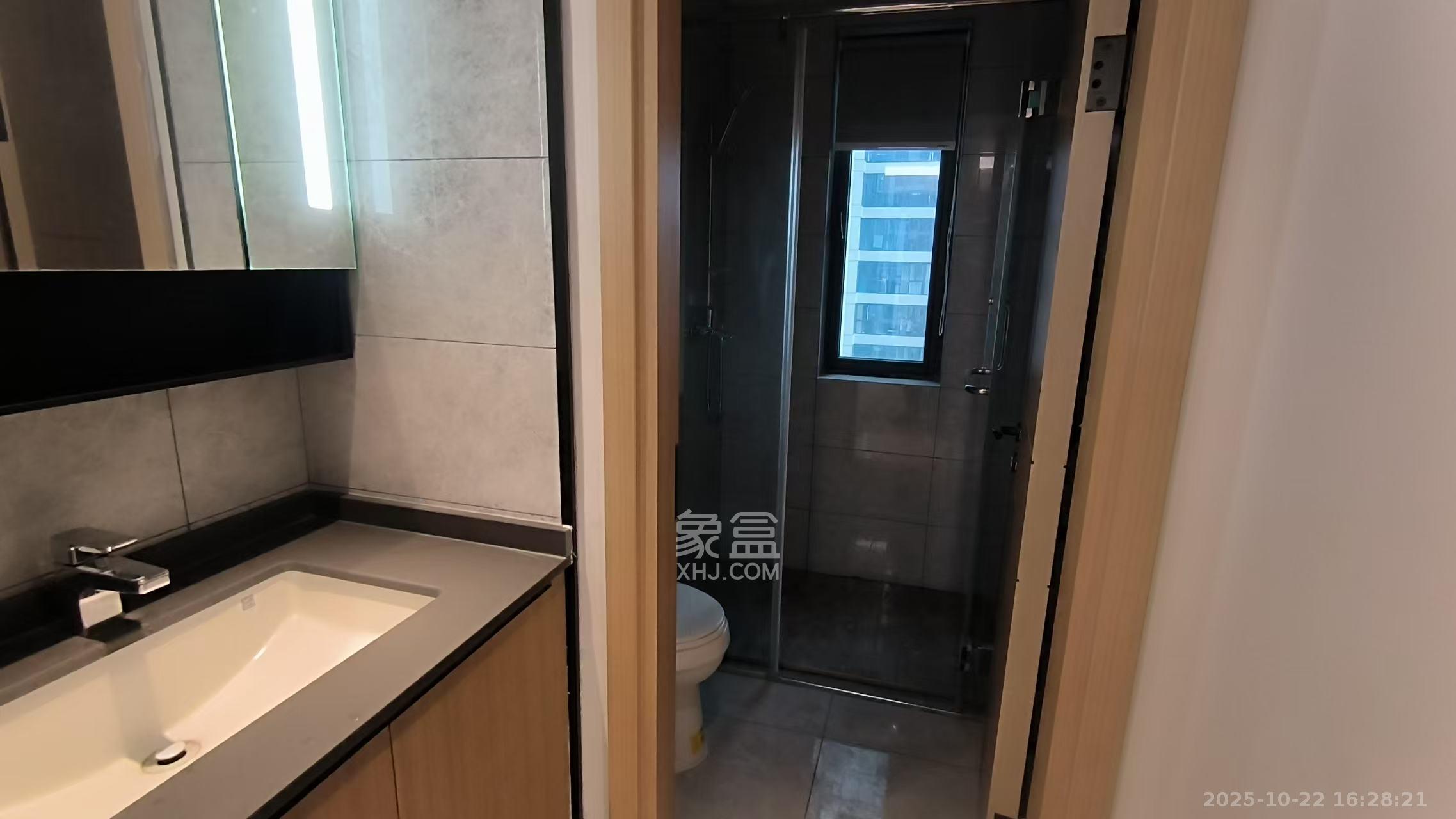 爱家当代境  4室2厅2卫    3500.0元/月 爱家当代境  4室2厅2卫    3500.0元/月室内图