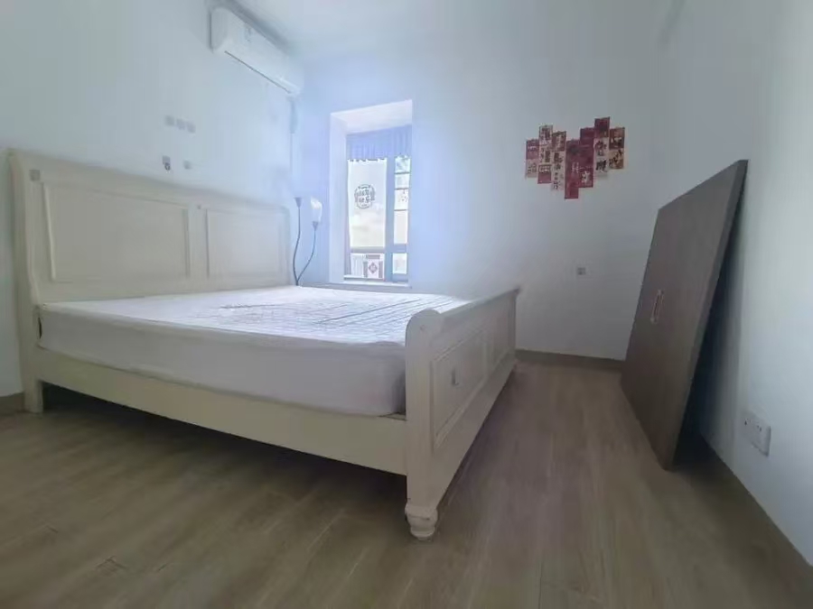 亚太.银泉花园  2室2厅1卫    70.63万室内图