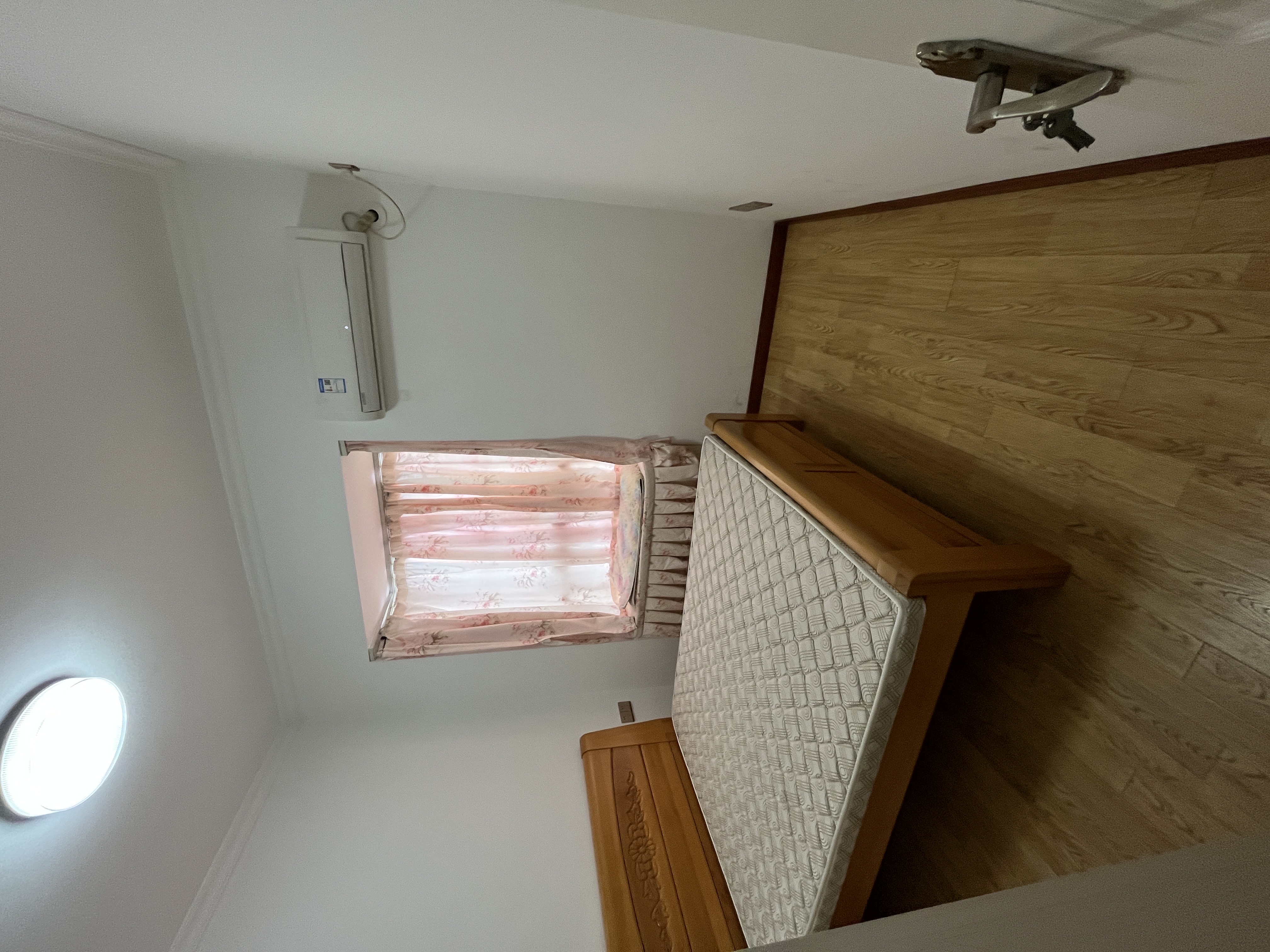 华新苑 2室2厅1卫 1900.0元/月 华新苑 2室2厅1卫 1900.0元/月室内图