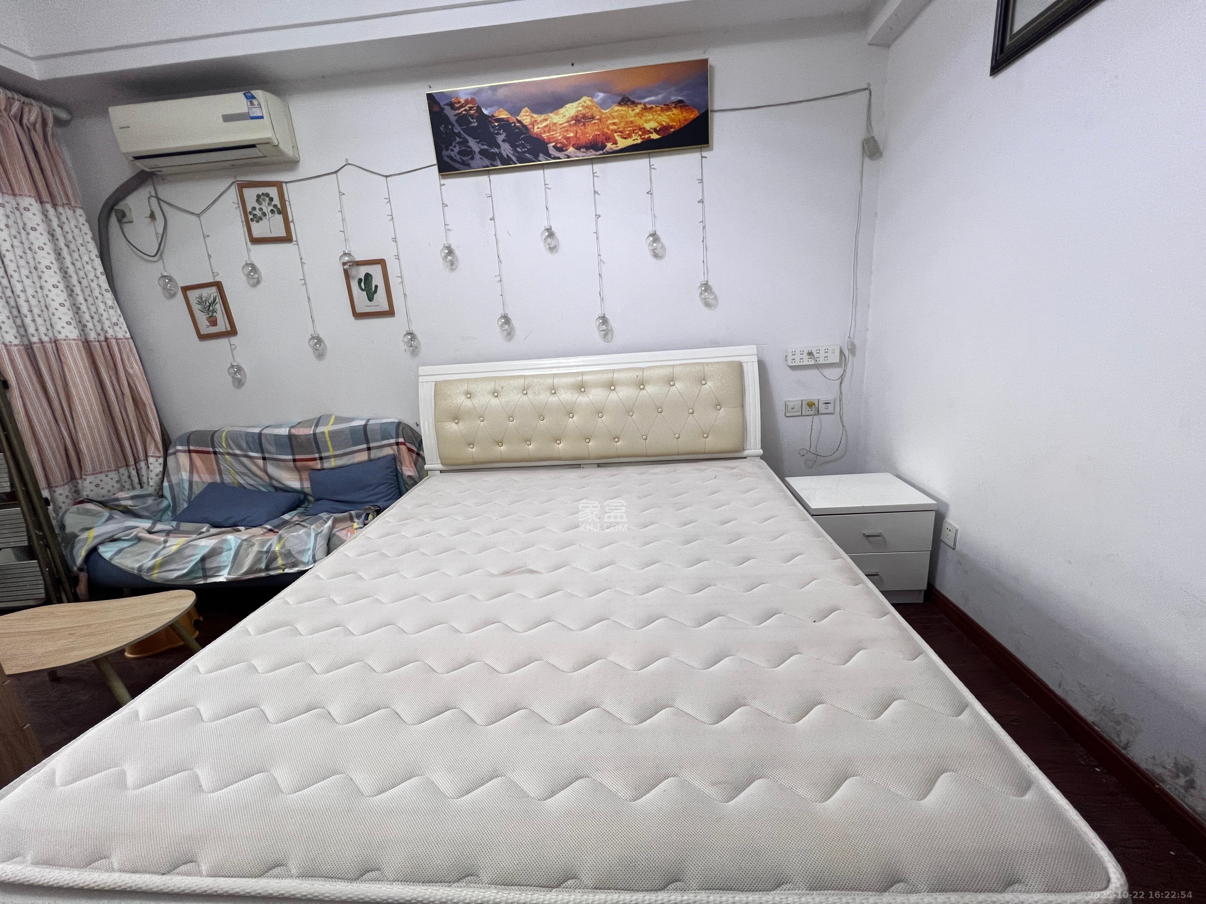 天元涉外景园B区 1室1厅1卫 1400.0元/月 天元涉外景园B区 1室1厅1卫 1400.0元/月室内图