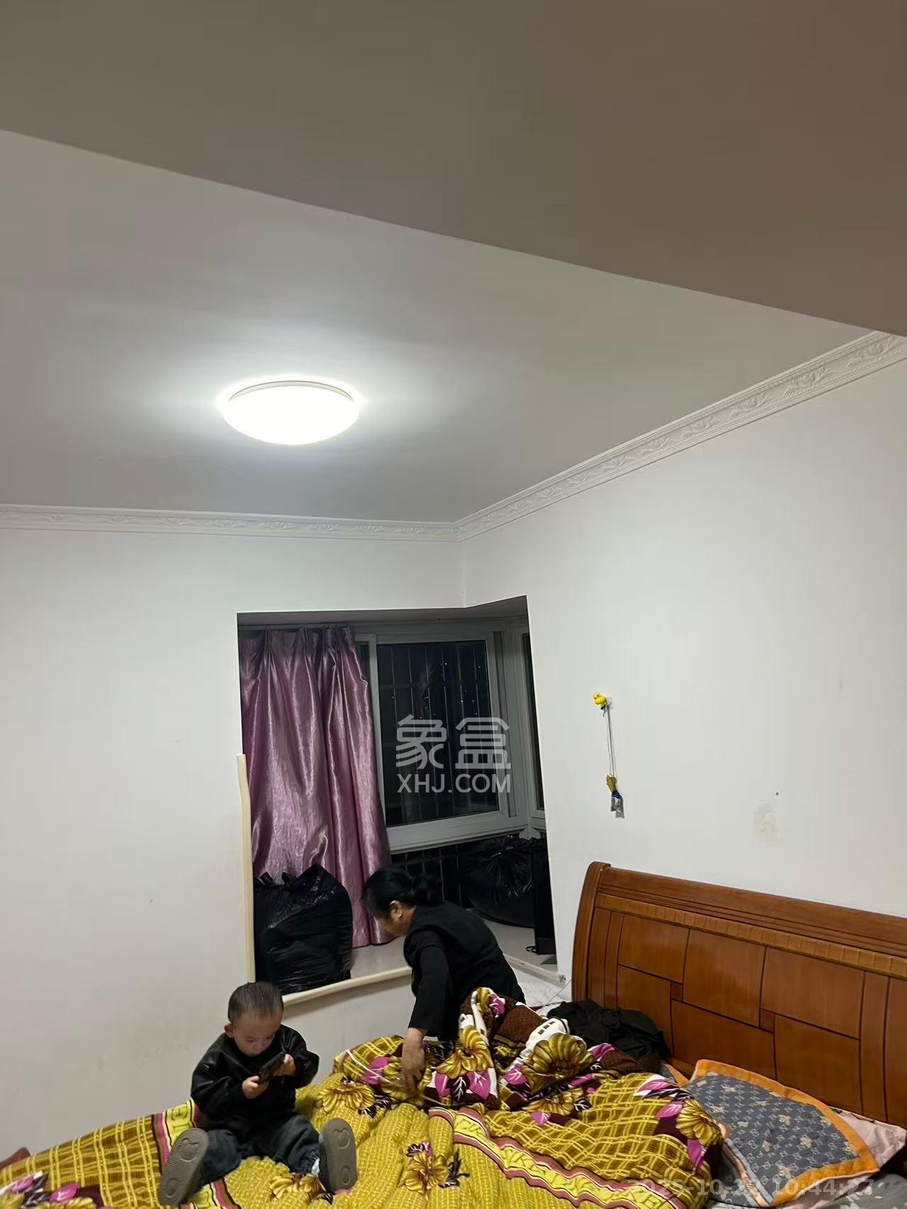 骑龙安置小区  2室2厅1卫    1700.0元/月室内图