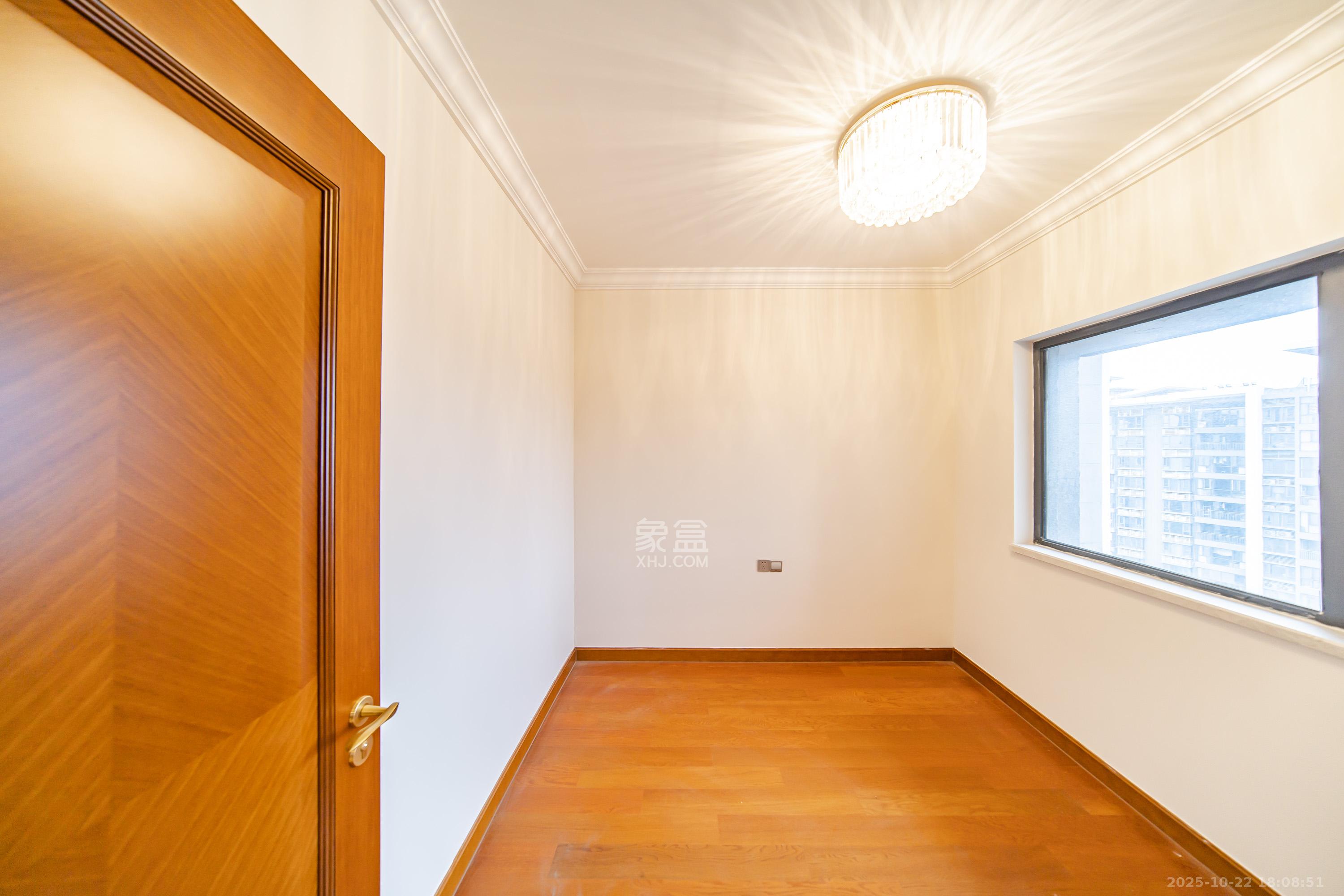 恒大文化旅游城A区 1室0厅0卫 90.0万 恒大文化旅游城A区 1室0厅0卫 90.0万卧室