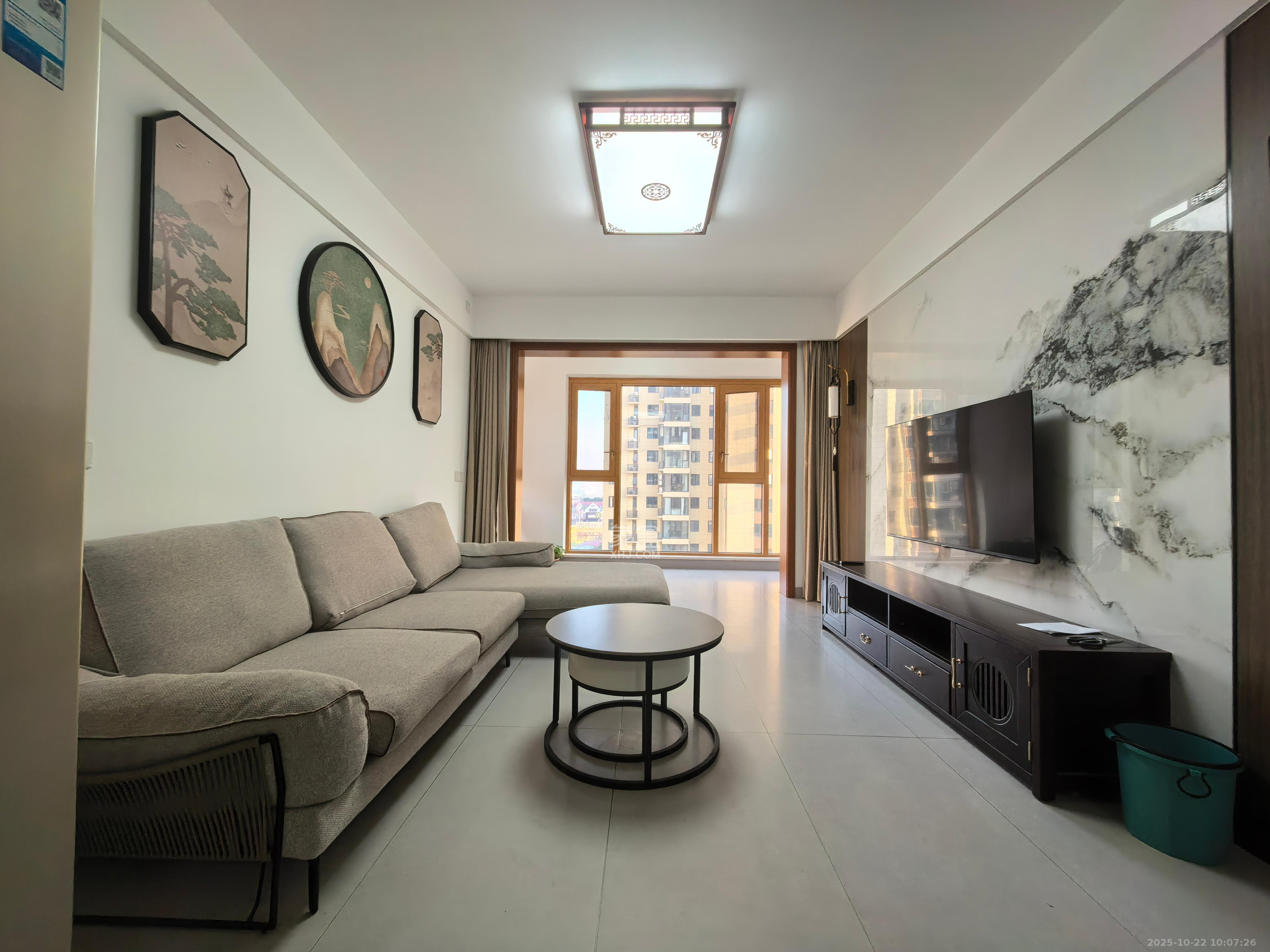 世茂璀璨天城  3室2厅1卫    3600.0元/月室内图