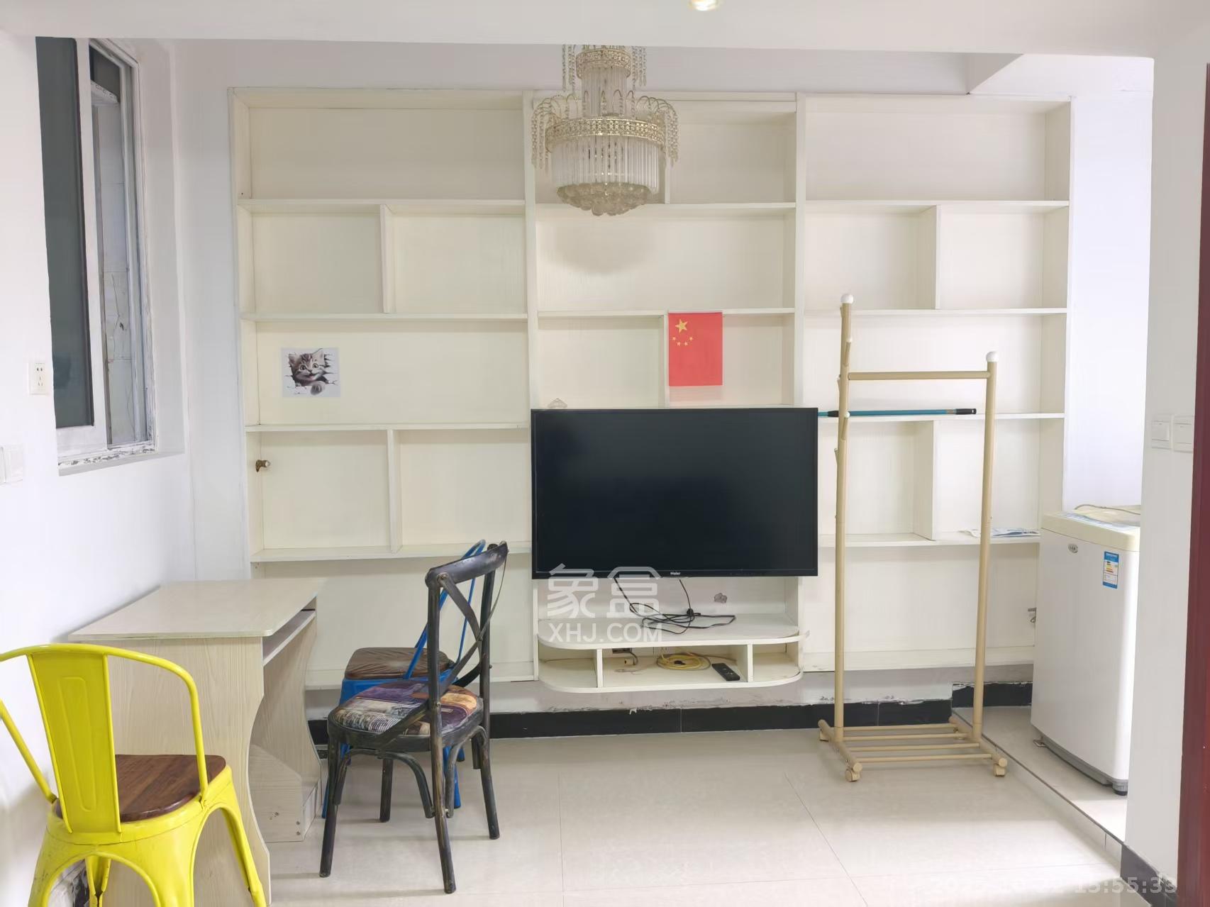 绿地公馆(绿地名邸) 1室1厅1卫 1400.0元/月 绿地公馆(绿地名邸) 1室1厅1卫 1400.0元/月室内图