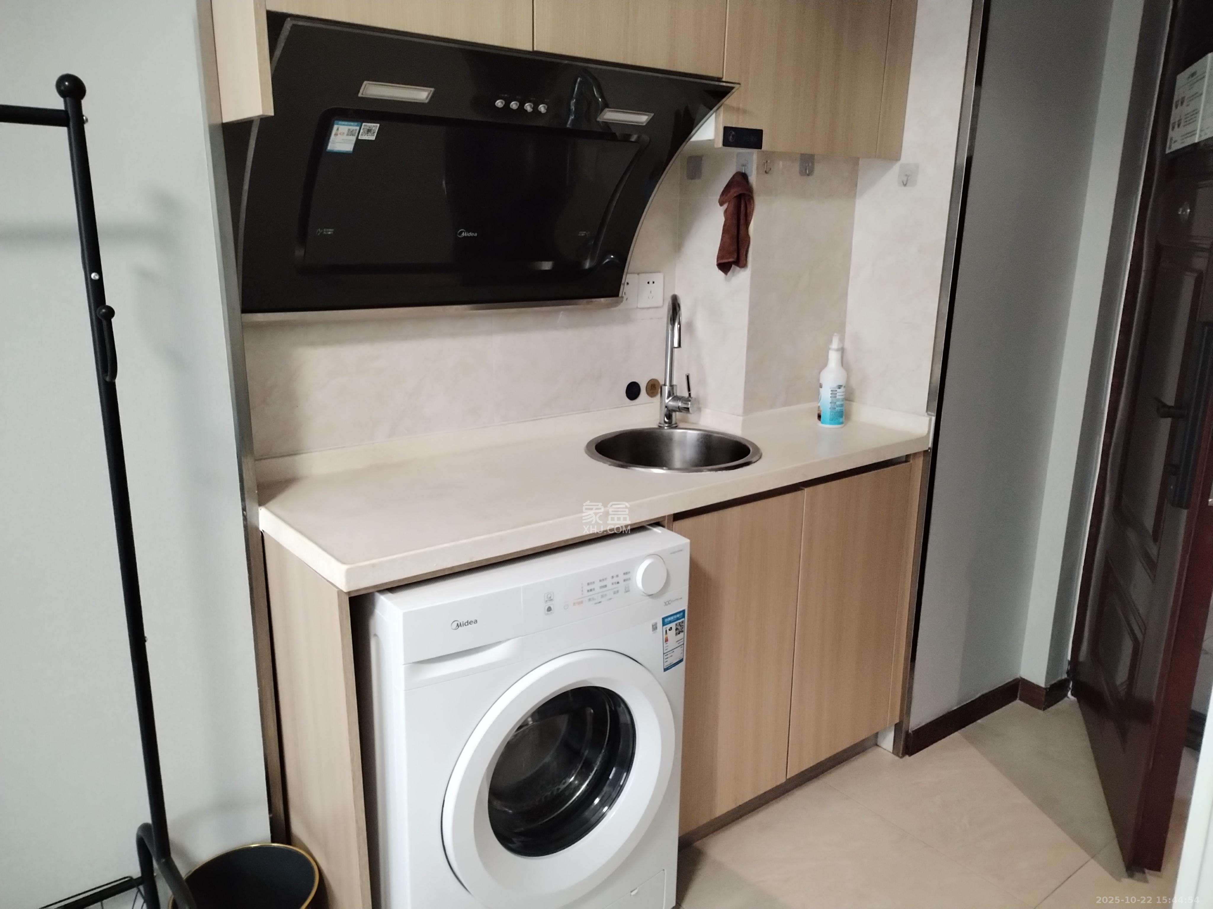 协信星澜汇  1室0厅1卫    1500.0元/月室内图