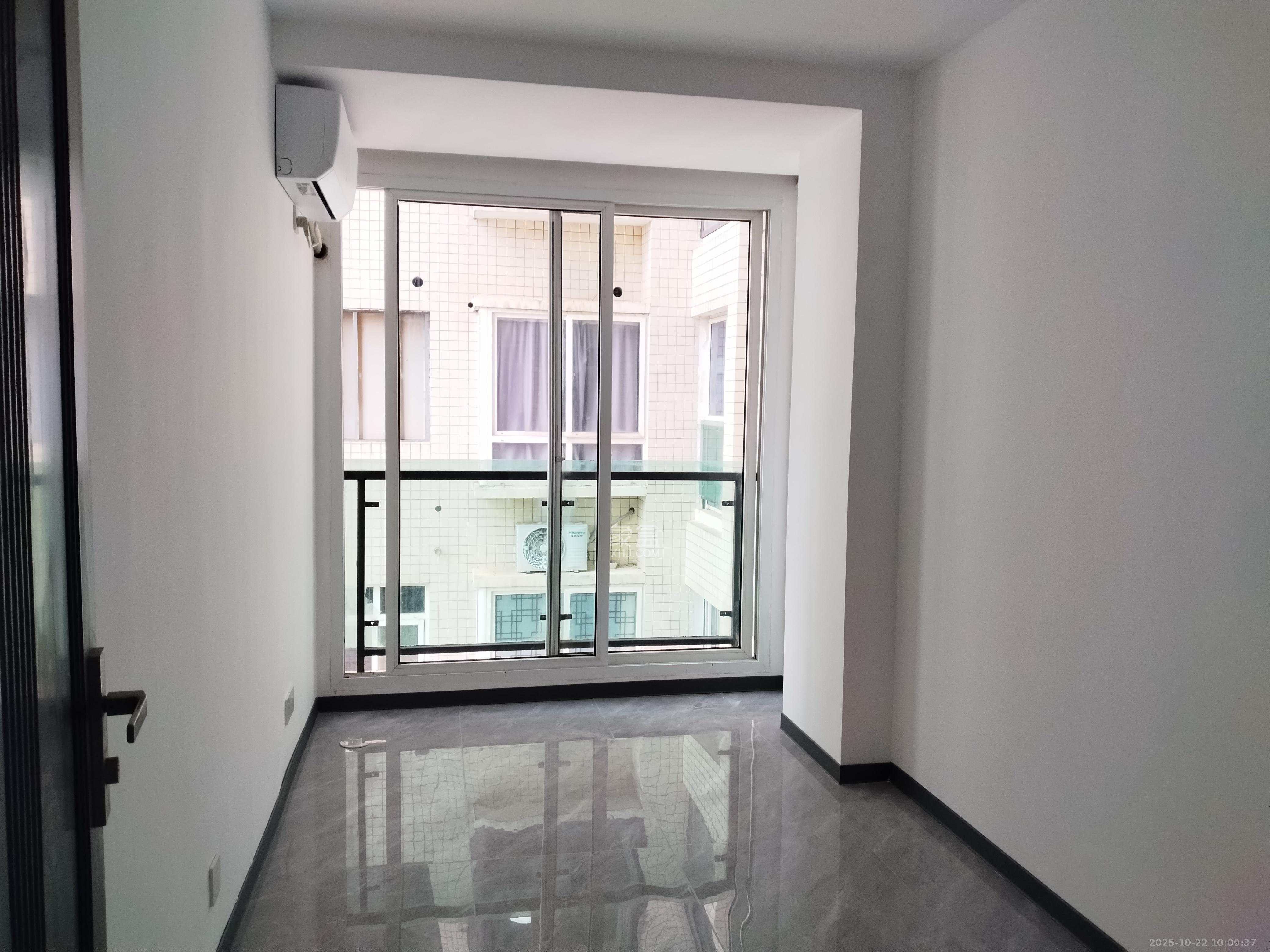 瑞丰家园  3室2厅2卫    4500.0元/月室内图