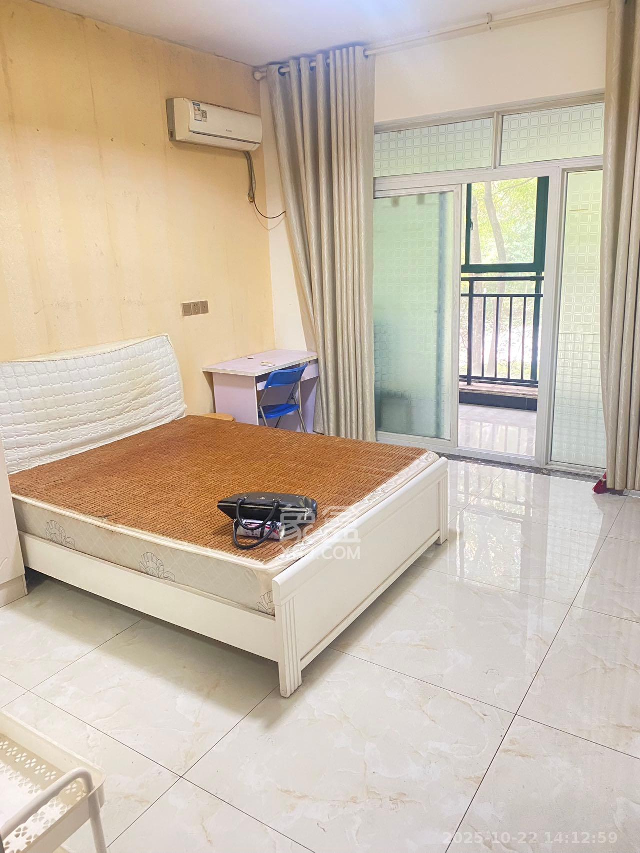 星城荣域  1室1厅1卫    1100.0元/月 星城荣域  1室1厅1卫    1100.0元/月室内图