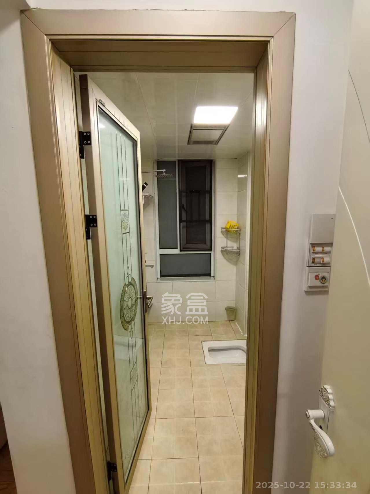 金科时代中心  3室2厅2卫    2550.0元/月室内图