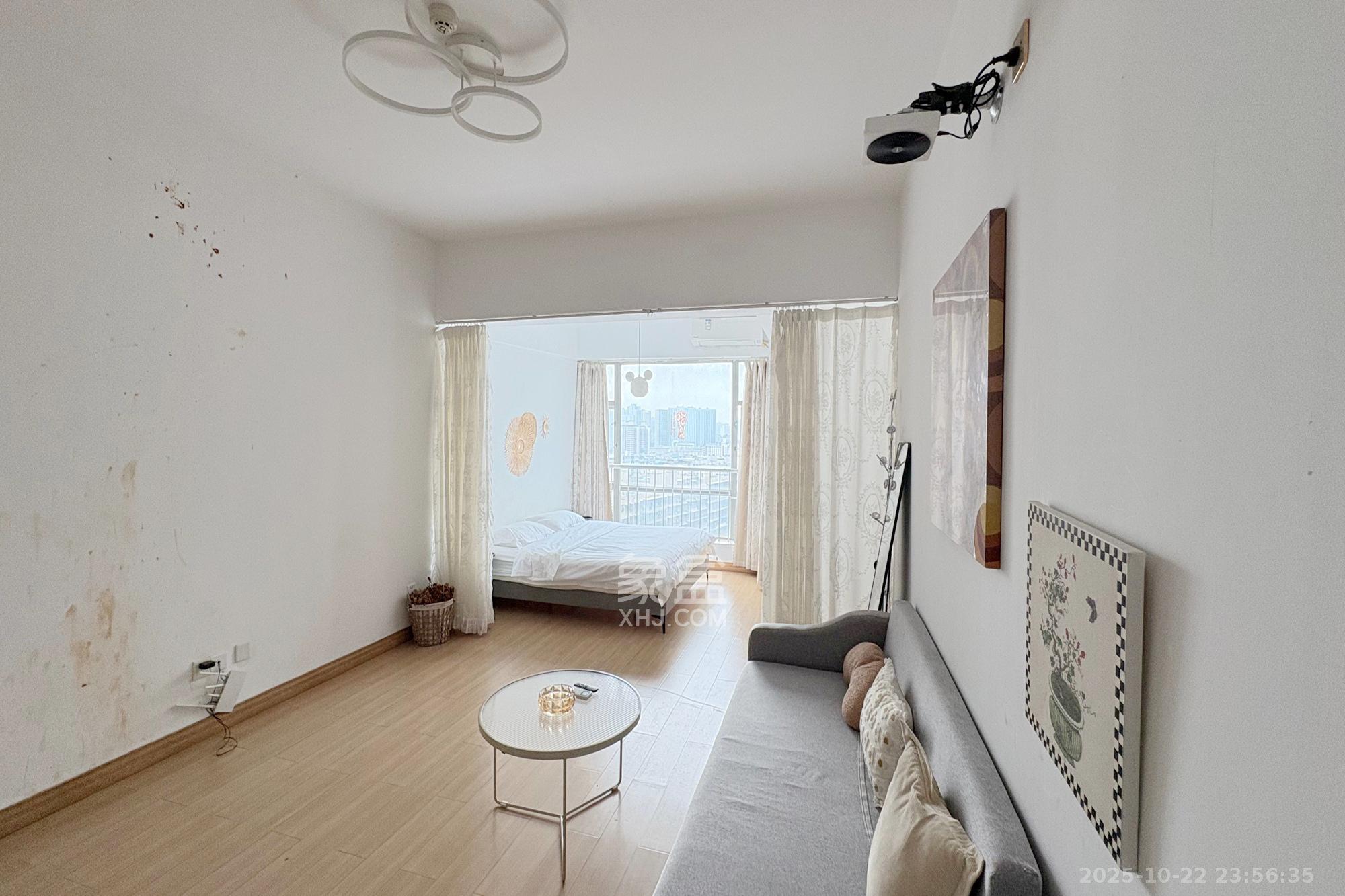 BOBO国际  1室1厅1卫    46.0万 BOBO国际  1室1厅1卫    46.0万客厅