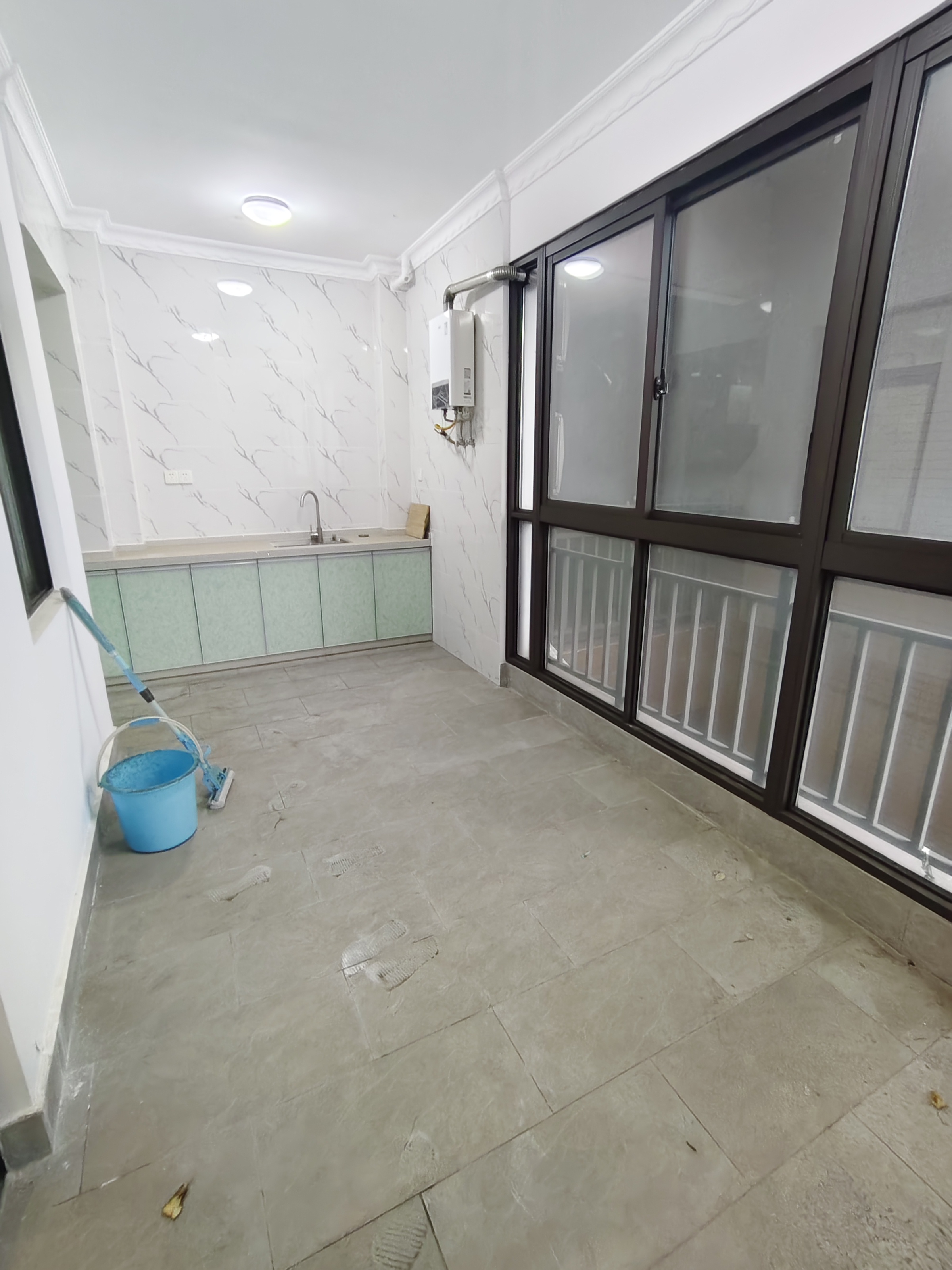 国贸城市花园  3室2厅2卫    4000.0元/月室内图