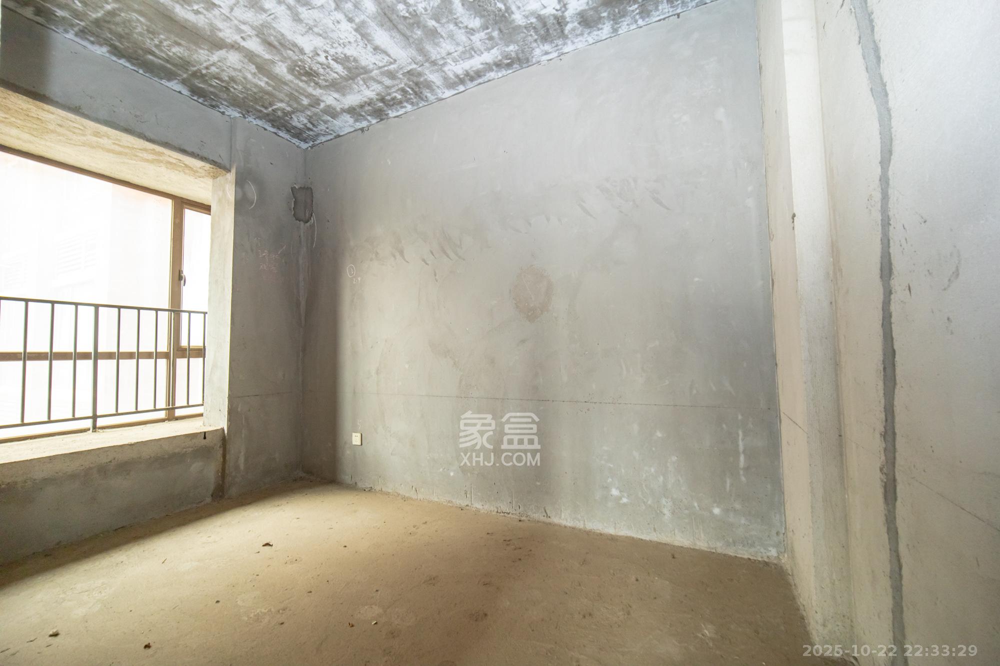 金色溪泉湾  3室2厅2卫    90.0万 金色溪泉湾  3室2厅2卫    90.0万卧室