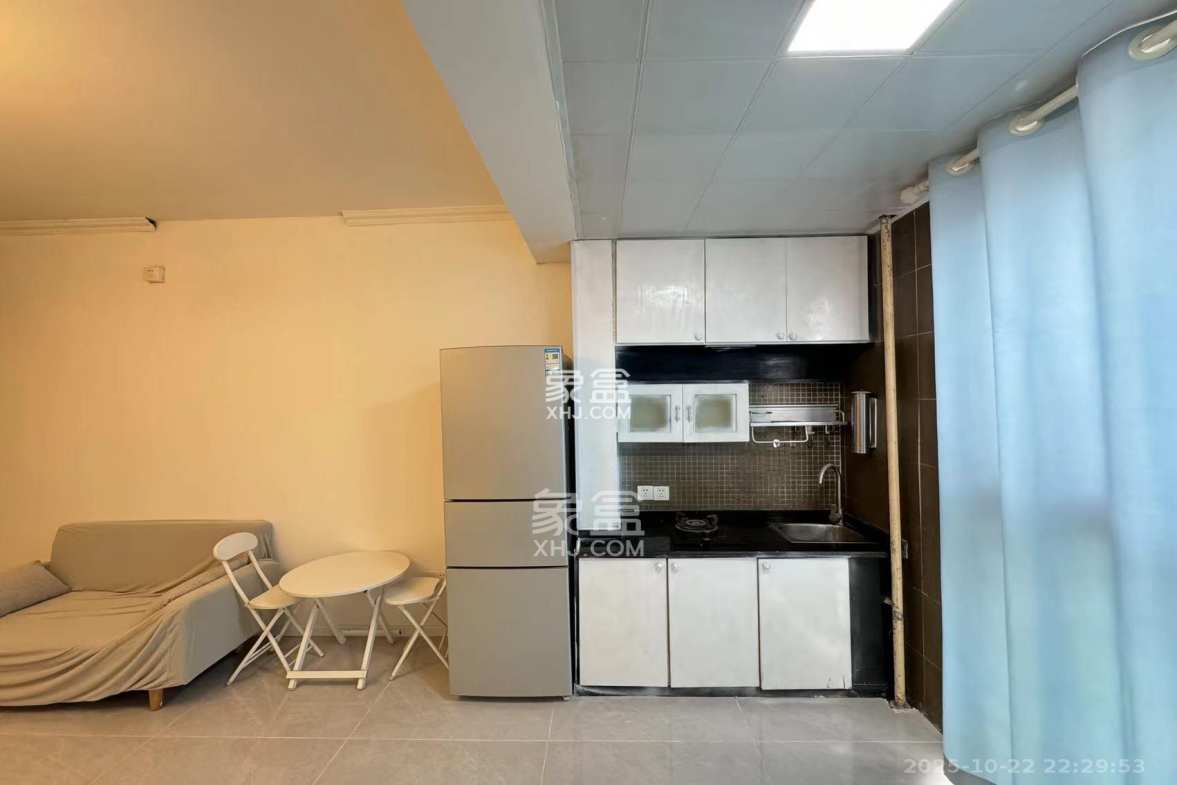 青和上座(上味舫大厦) 1室1厅1卫 2200.0元/月 青和上座(上味舫大厦) 1室1厅1卫 2200.0元/月室内图