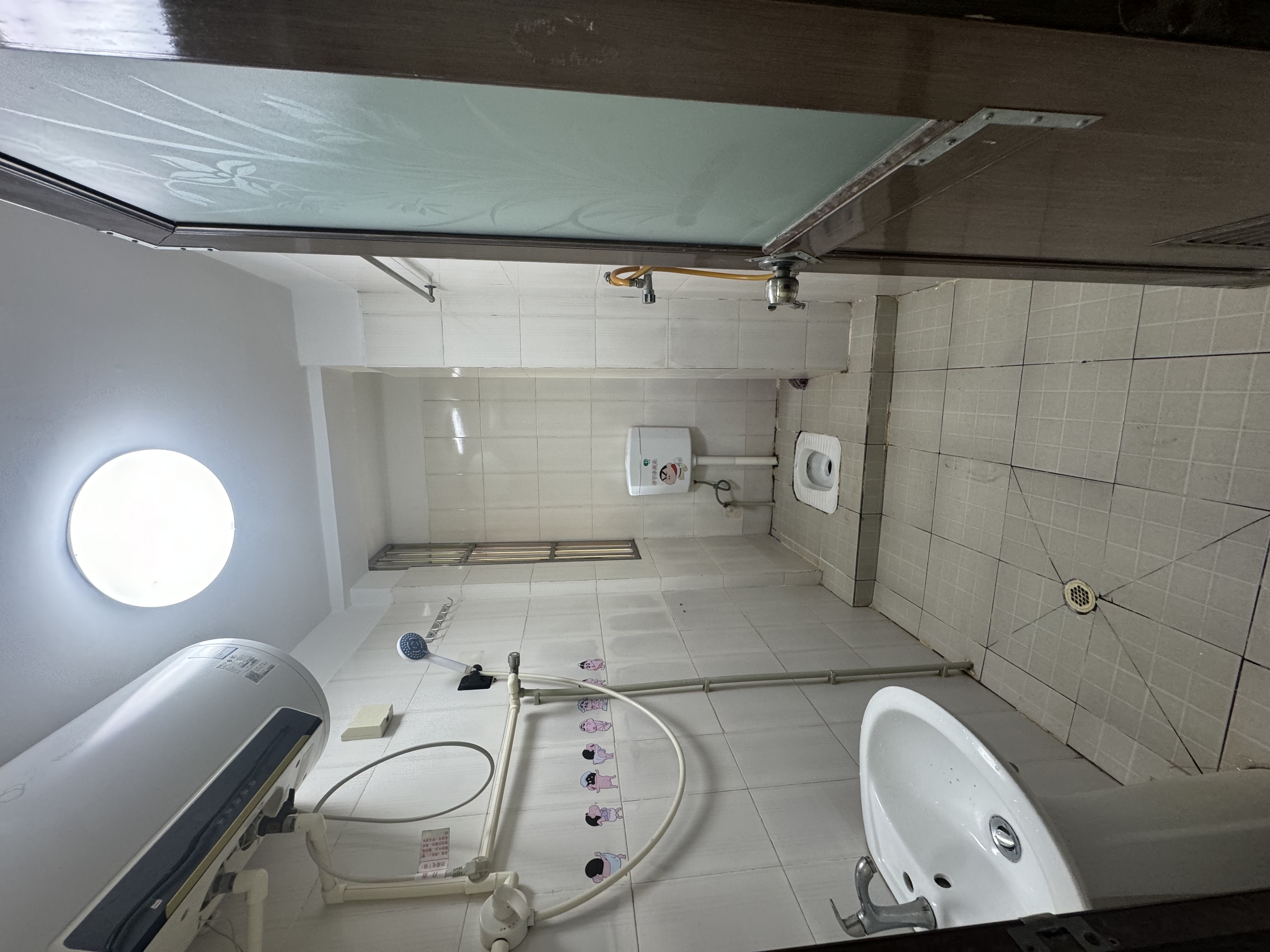 水岸星城B小区  1室2厅1卫    53.0万客厅