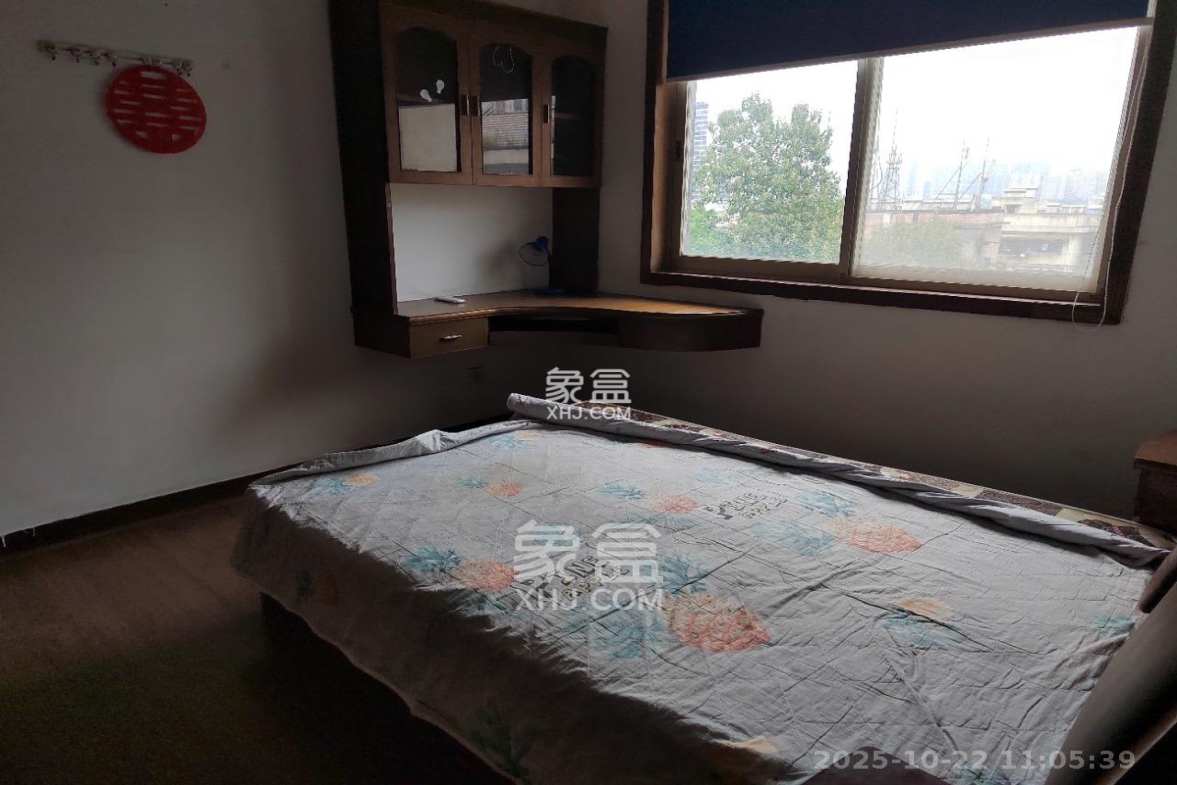 铸造厂宿舍 2室1厅1卫 1300.0元/月 铸造厂宿舍 2室1厅1卫 1300.0元/月室内图