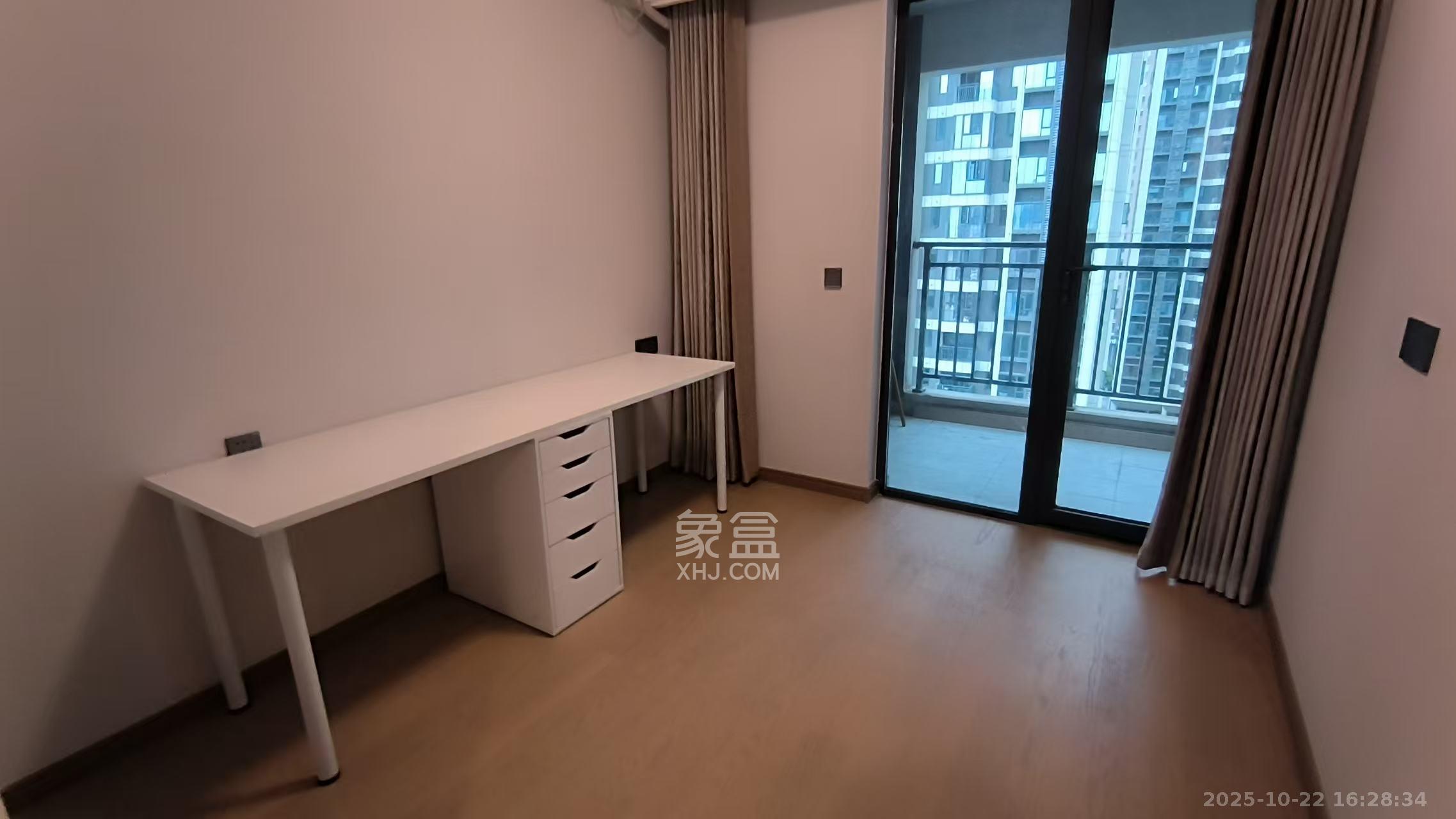 爱家当代境  4室2厅2卫    3500.0元/月 爱家当代境  4室2厅2卫    3500.0元/月室内图