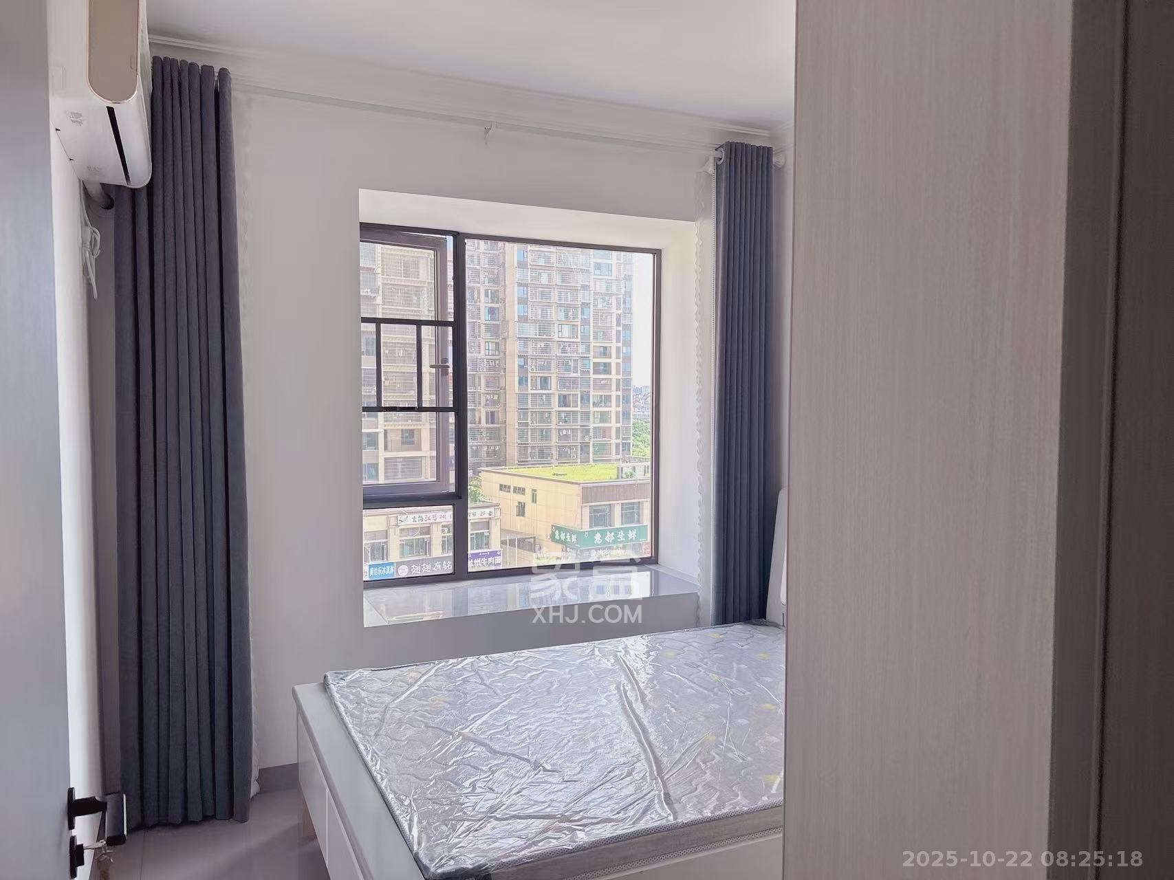 桥头家园二期(桥头家苑二期) 3室2厅2卫 2200.0元/月 桥头家园二期(桥头家苑二期) 3室2厅2卫 2200.0元/月室内图