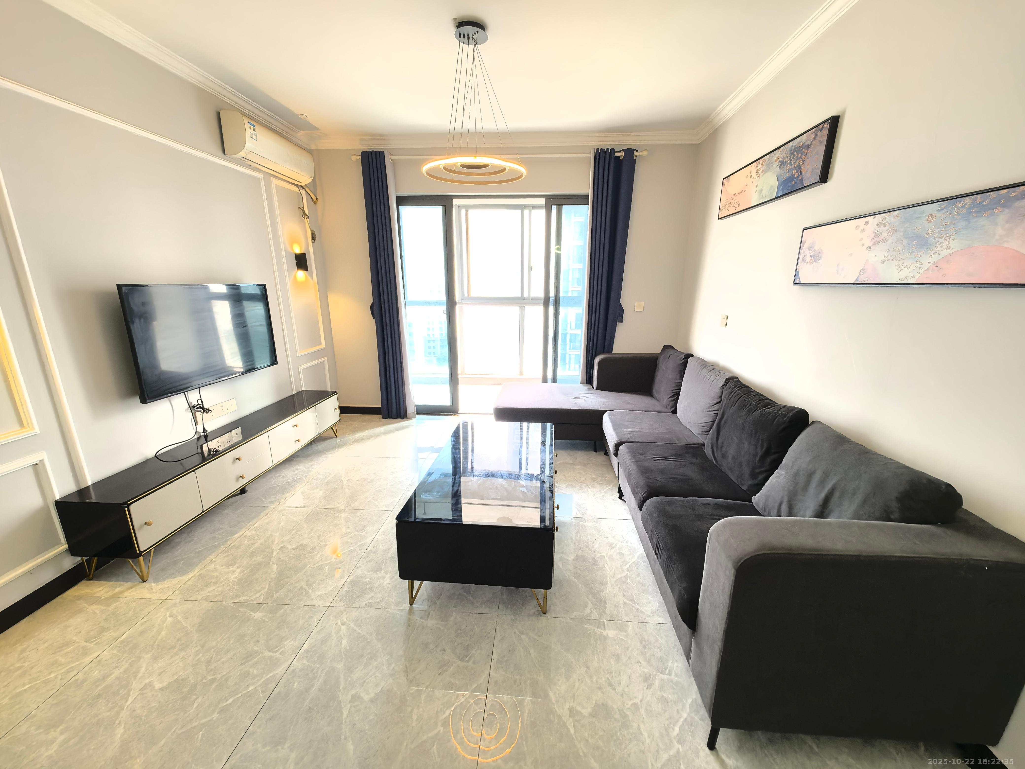 天翼花园(中国电信单位房) 3室2厅2卫 3000.0元/月 天翼花园(中国电信单位房) 3室2厅2卫 3000.0元/月室内图