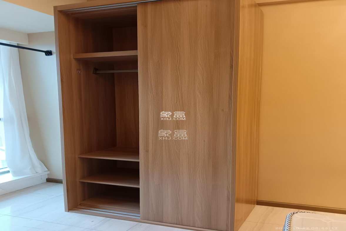 恒大誉府(融誉商业中心) 1室0厅0卫 1700.0元/月 恒大誉府(融誉商业中心) 1室0厅0卫 1700.0元/月室内图