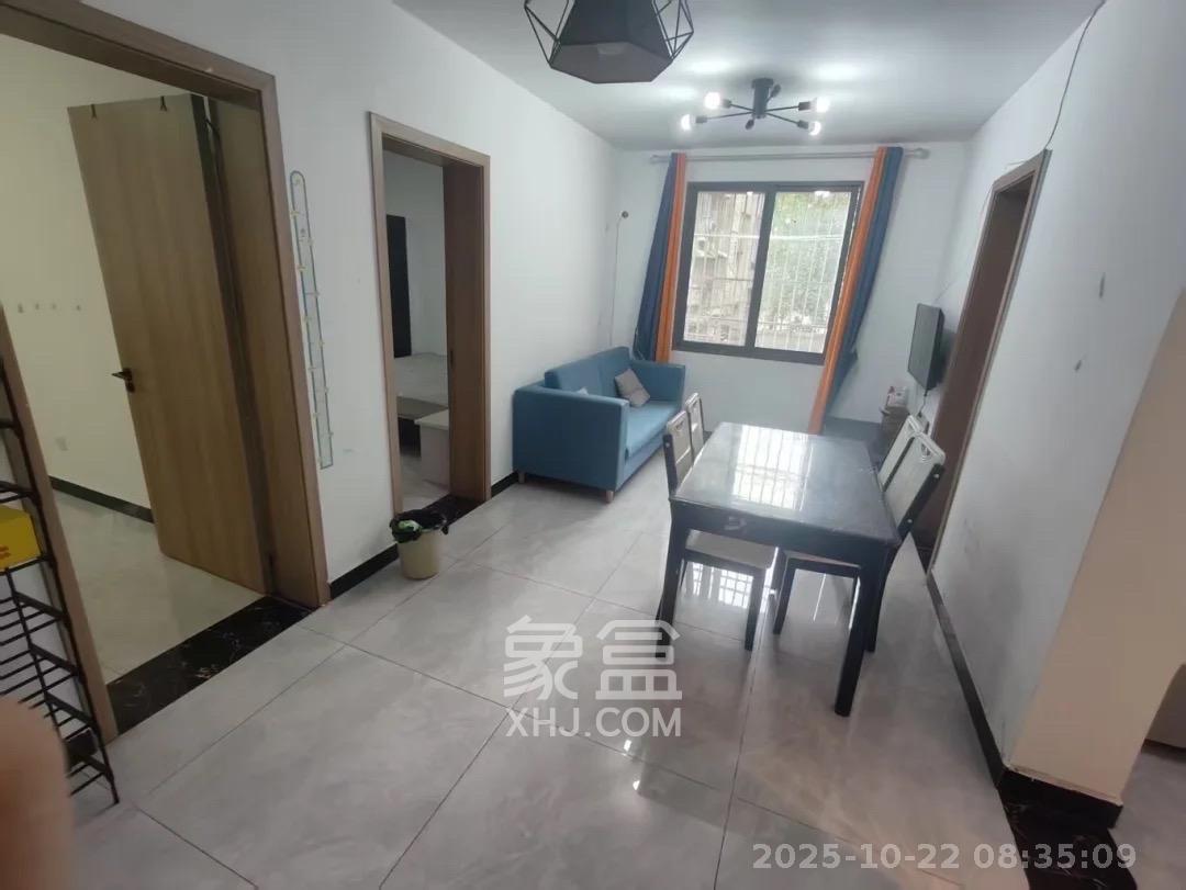 新兴小区（杨家山社区）  3室1厅1卫    1900.0元/月