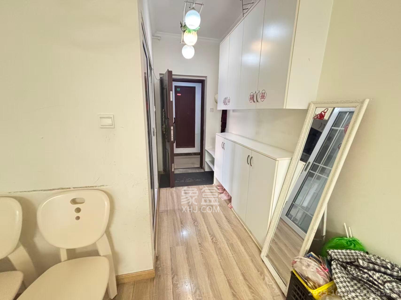 蓝光幸福满庭  2室2厅1卫    2000.0元/月 蓝光幸福满庭  2室2厅1卫    2000.0元/月室内图