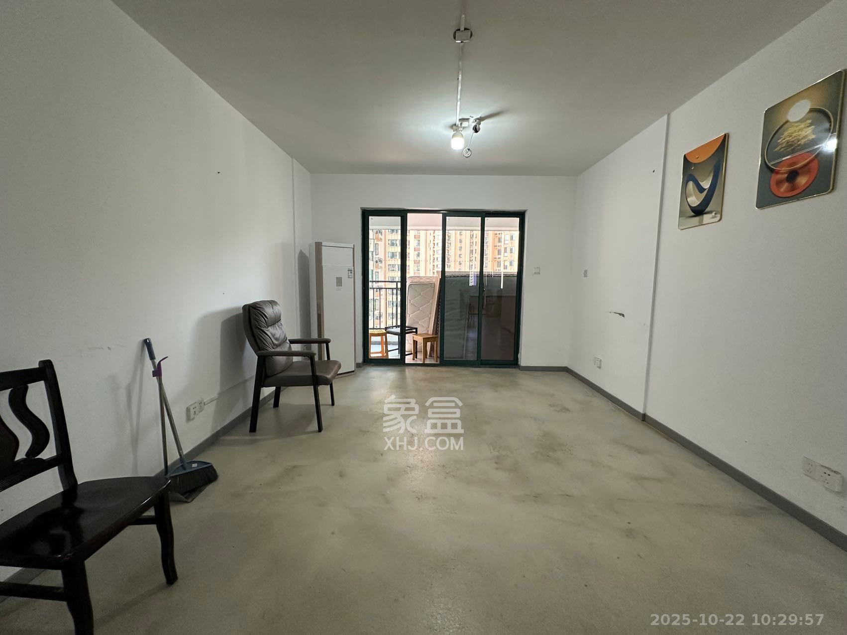 博长山水香颐  4室2厅2卫    2000.0元/月