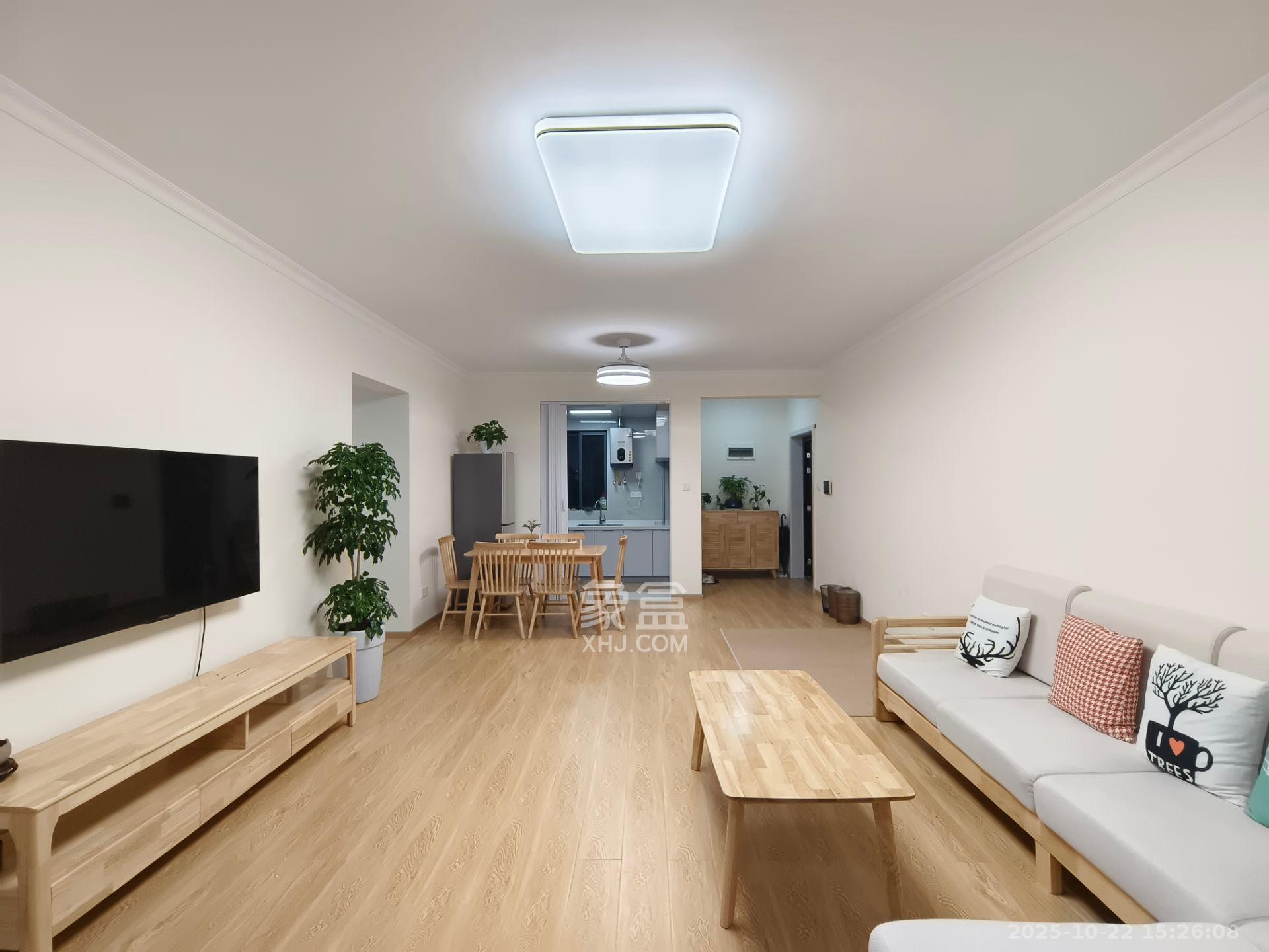 勤诚达新界  4室2厅2卫    2700.0元/月室内图